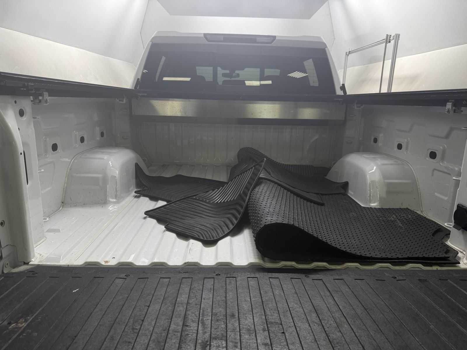 Thumbnail: 2020 Chevrolet Silverado 1500 - 7