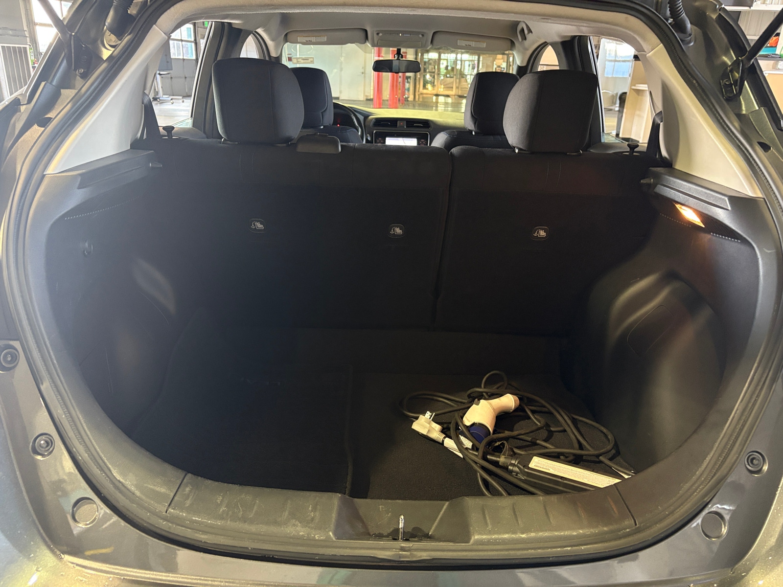 Thumbnail: 2018 Nissan Leaf - 7