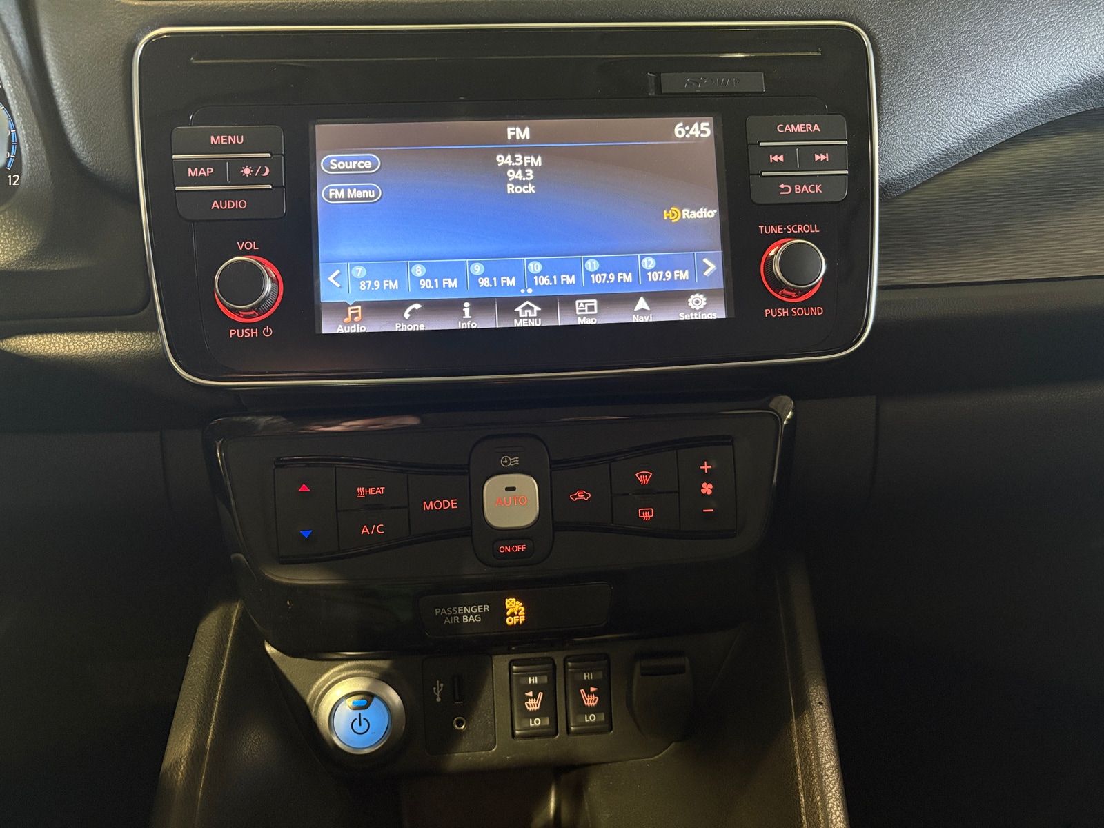 Thumbnail: 2018 Nissan Leaf - 4