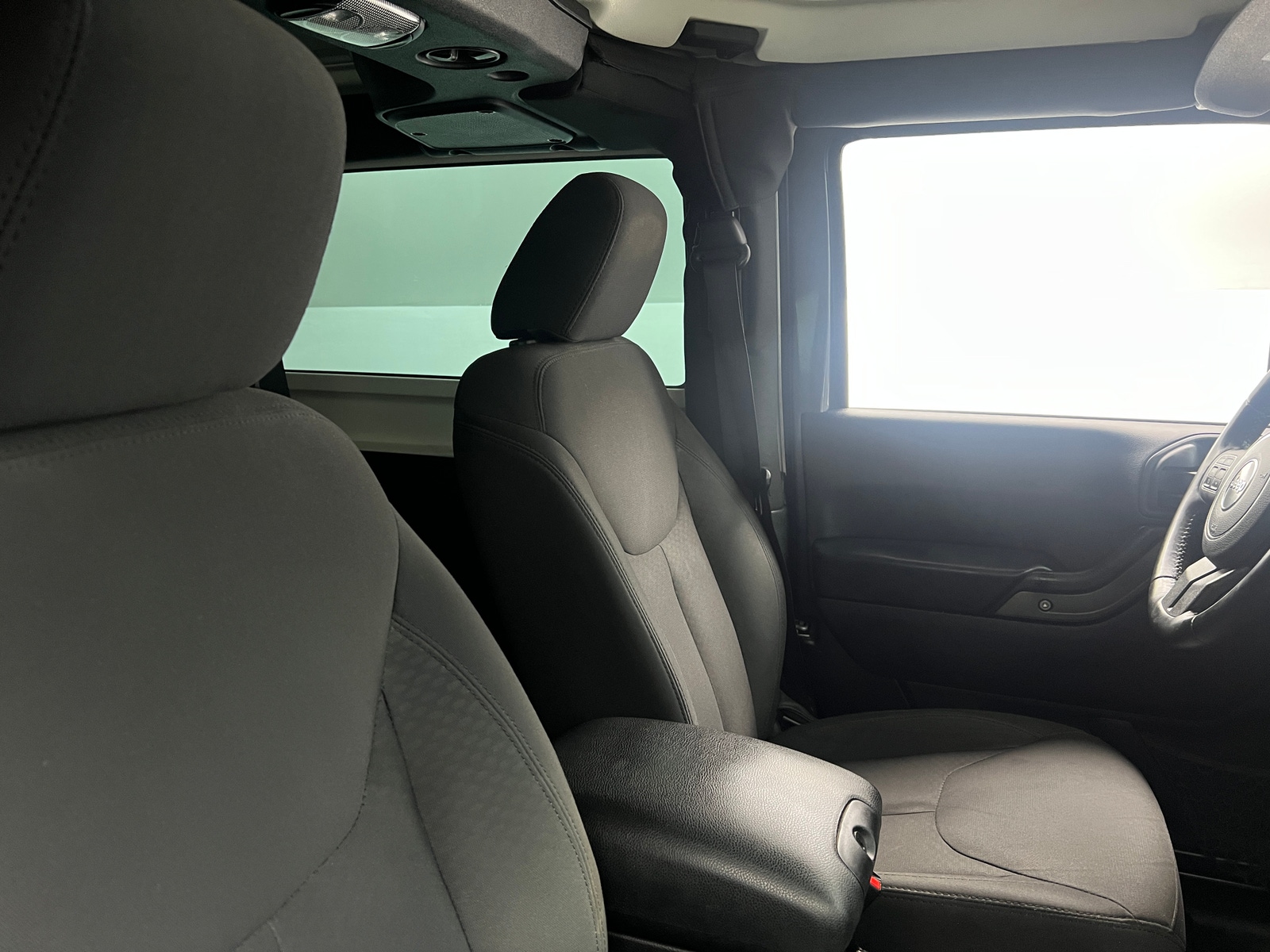 Thumbnail: 2017 Jeep Wrangler - 2