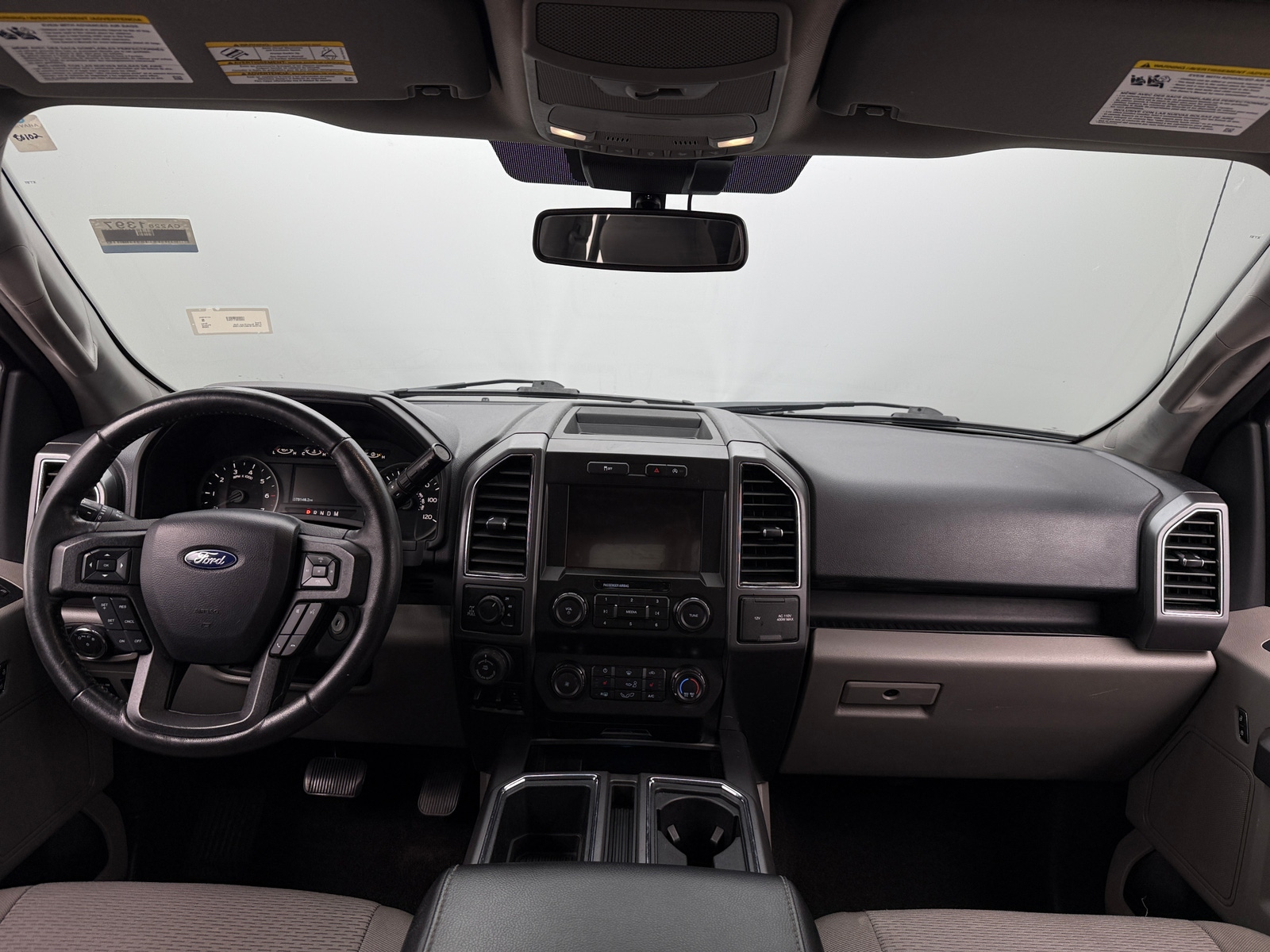 Thumbnail: 2020 Ford Econoline - 3