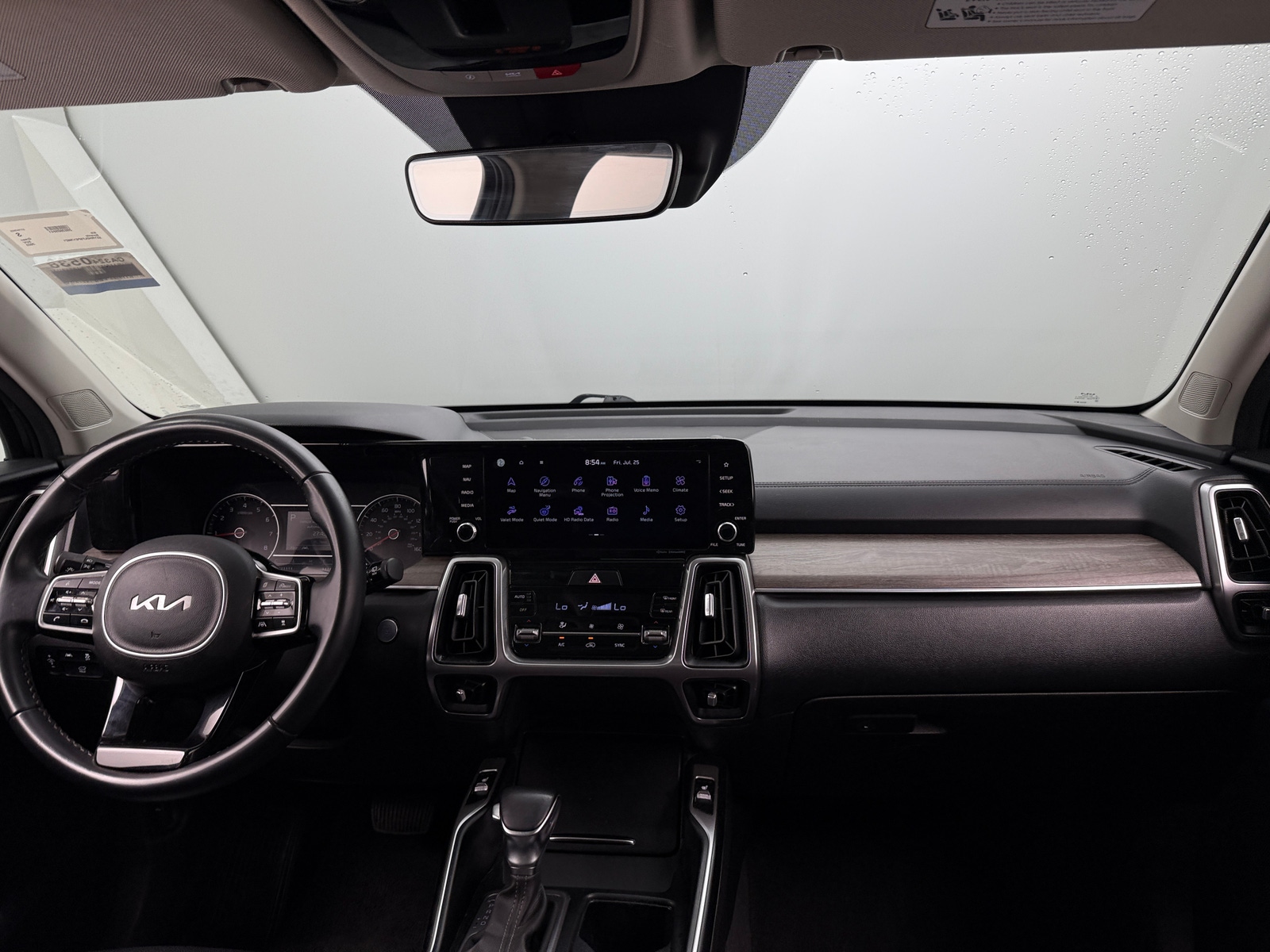 Thumbnail: 2023 Kia Sorento - 2