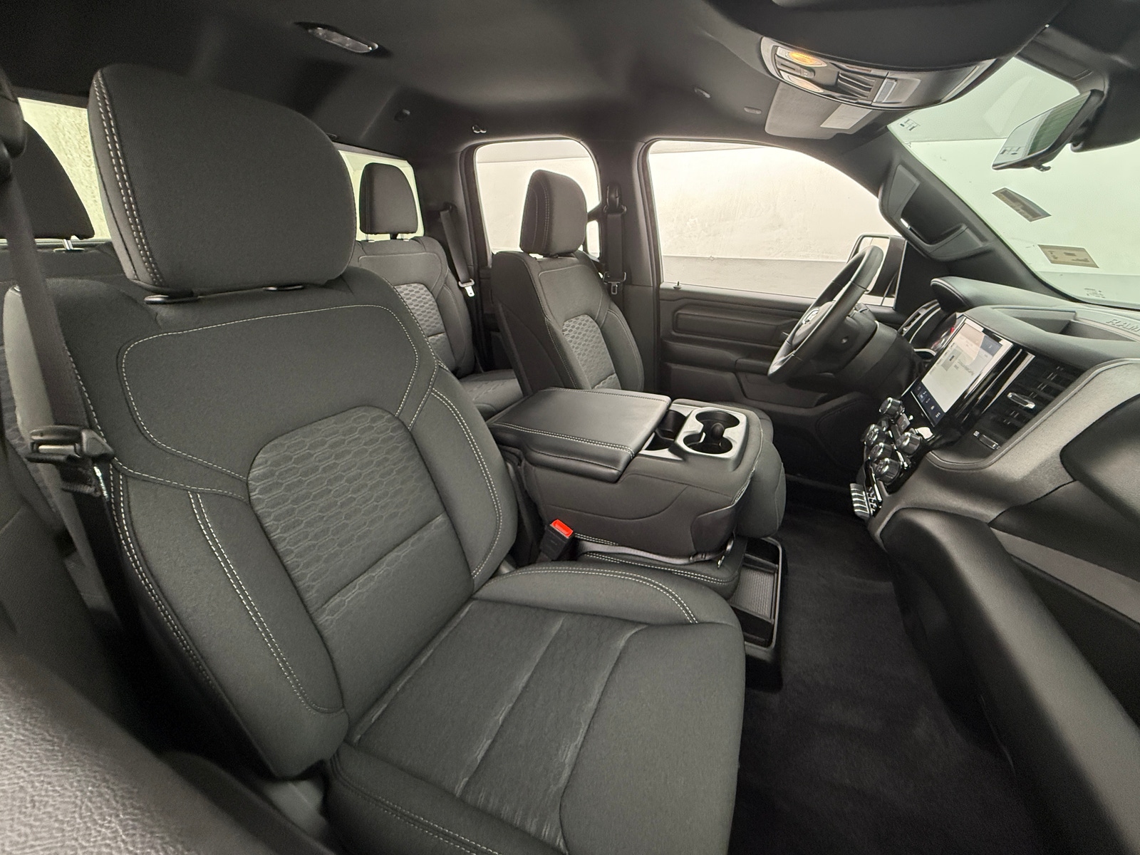 Thumbnail: 2025 RAM 1500 - 2