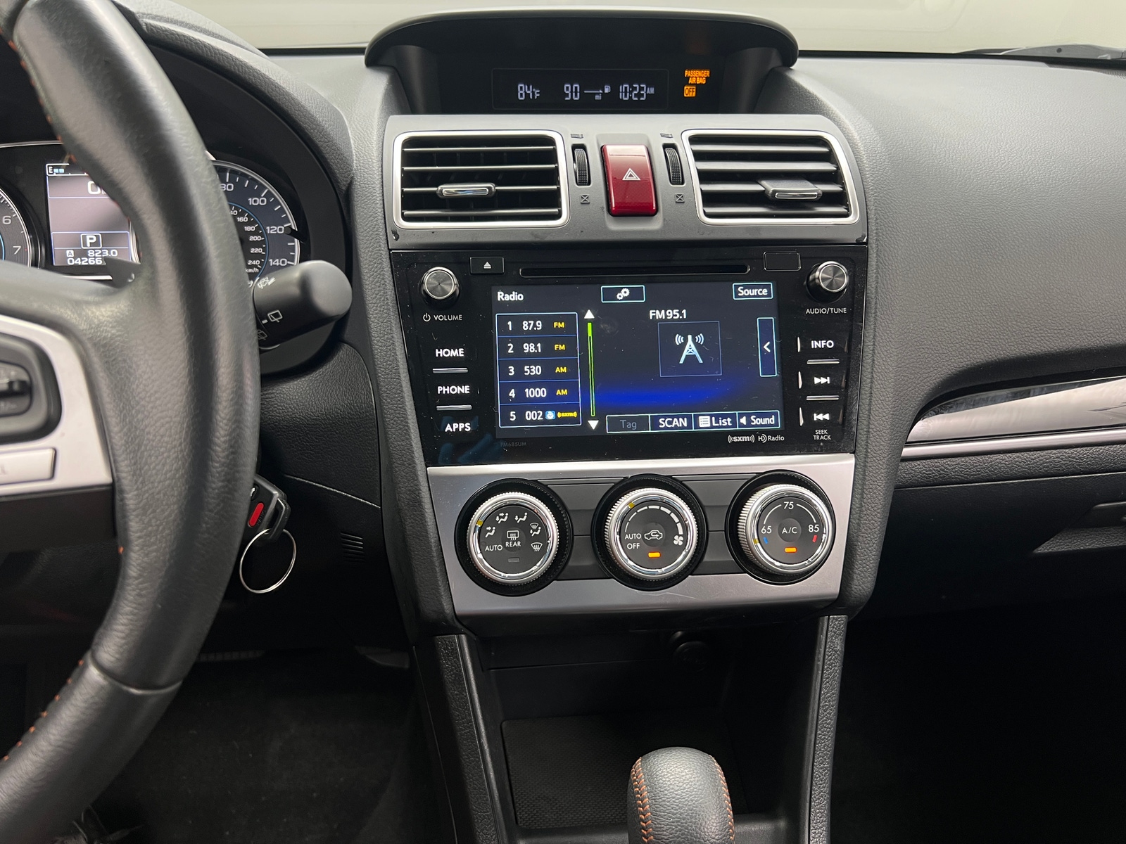 Thumbnail: 2017 Subaru Crosstrek - 3