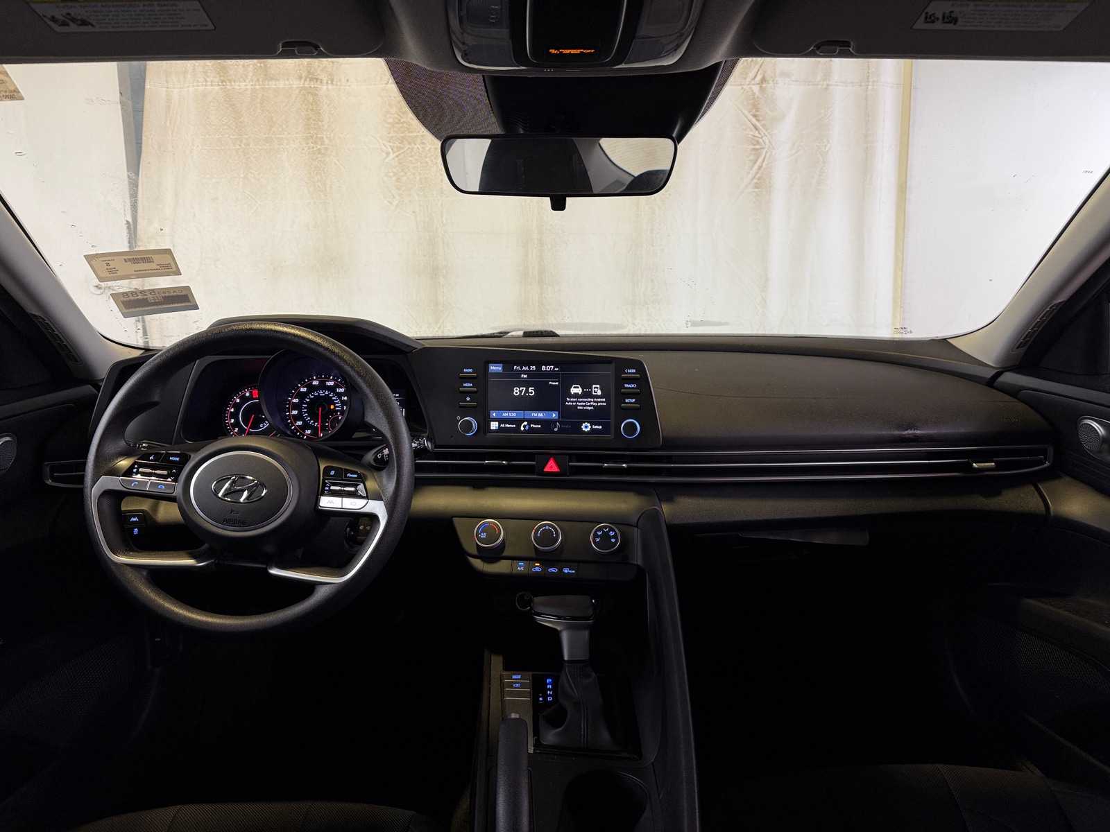 Thumbnail: 2023 Hyundai Elantra - 3