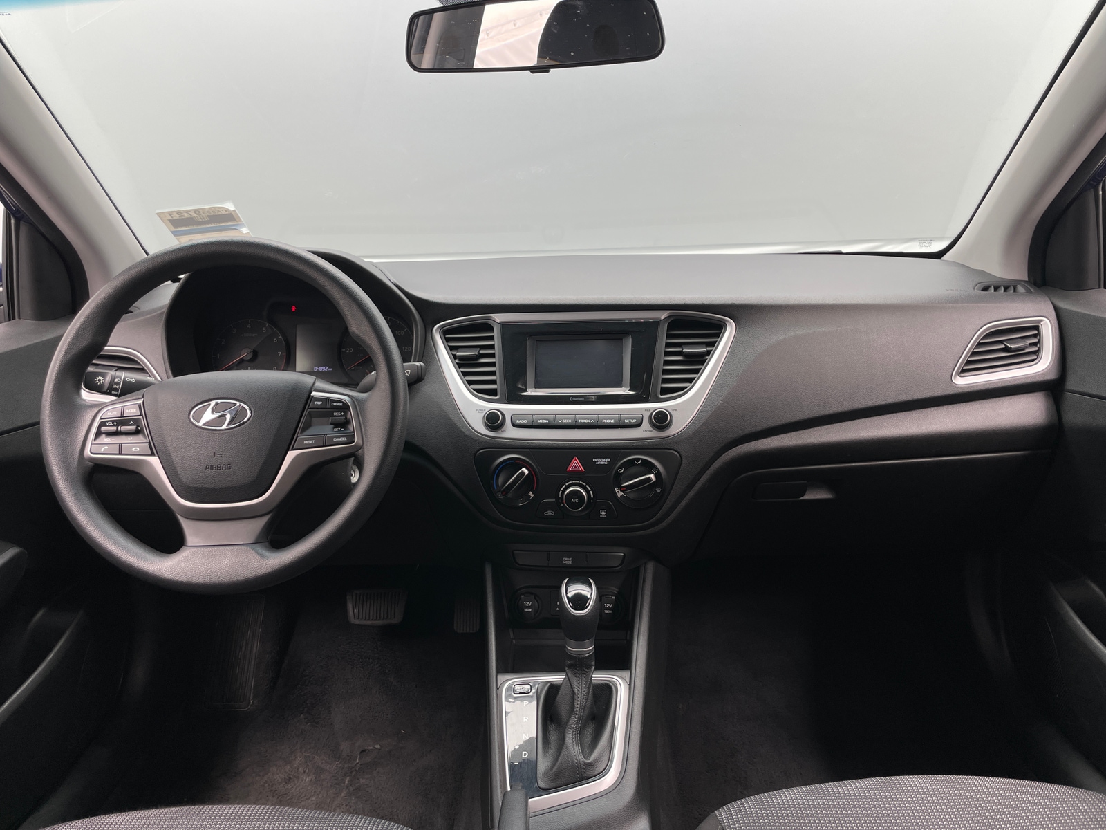Thumbnail: 2022 Hyundai Accent - 3