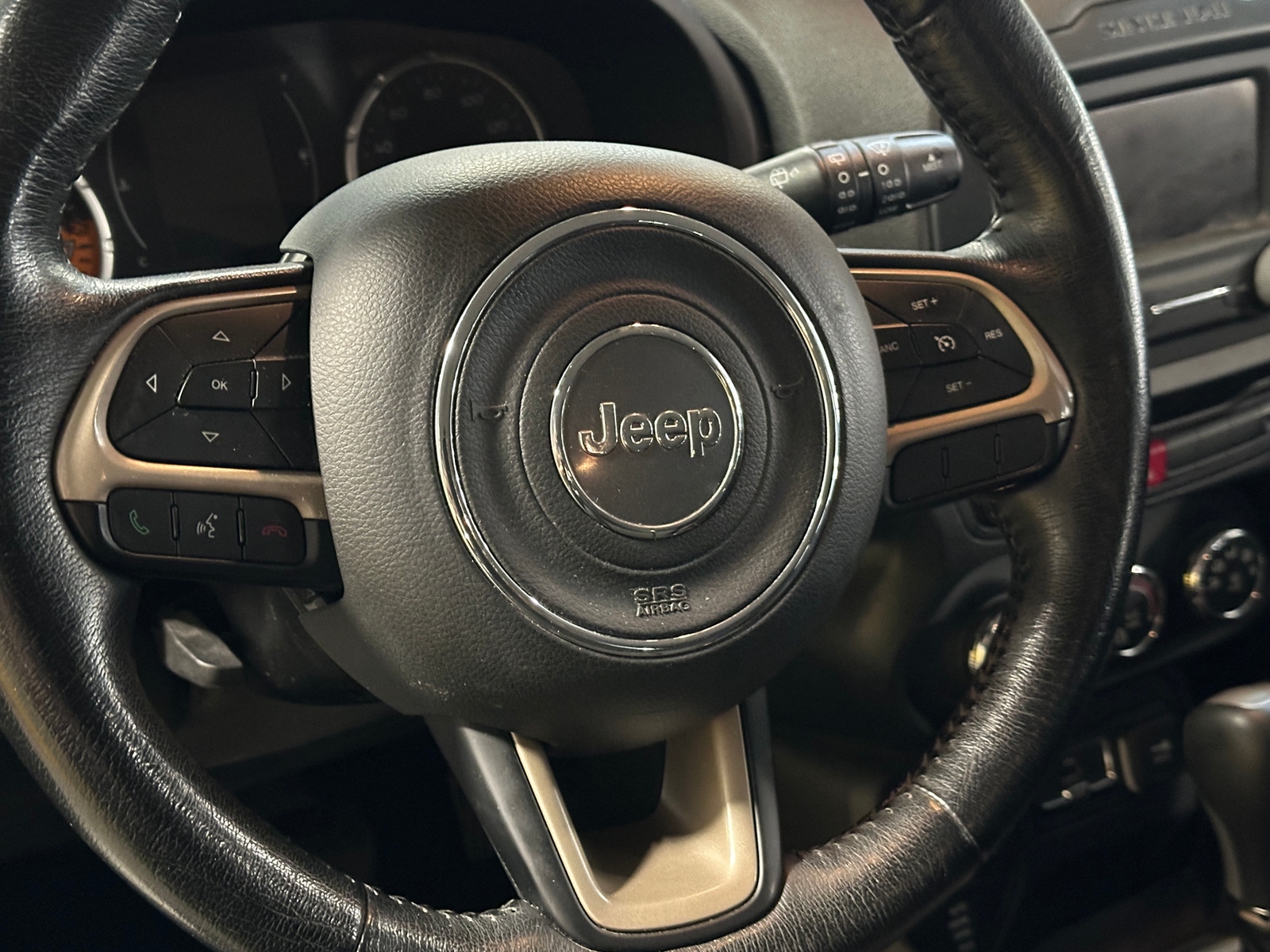 Thumbnail: 2016 Jeep Renegade - 5