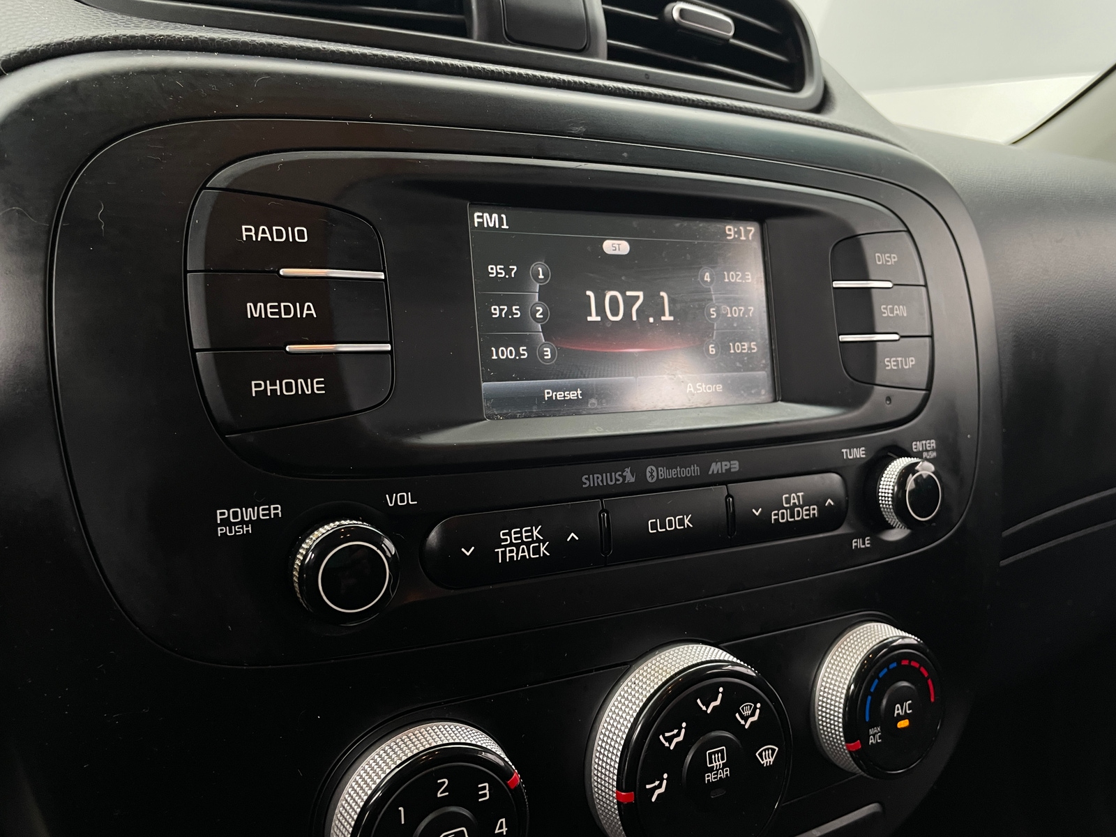 Thumbnail: 2016 Kia Soul - 4