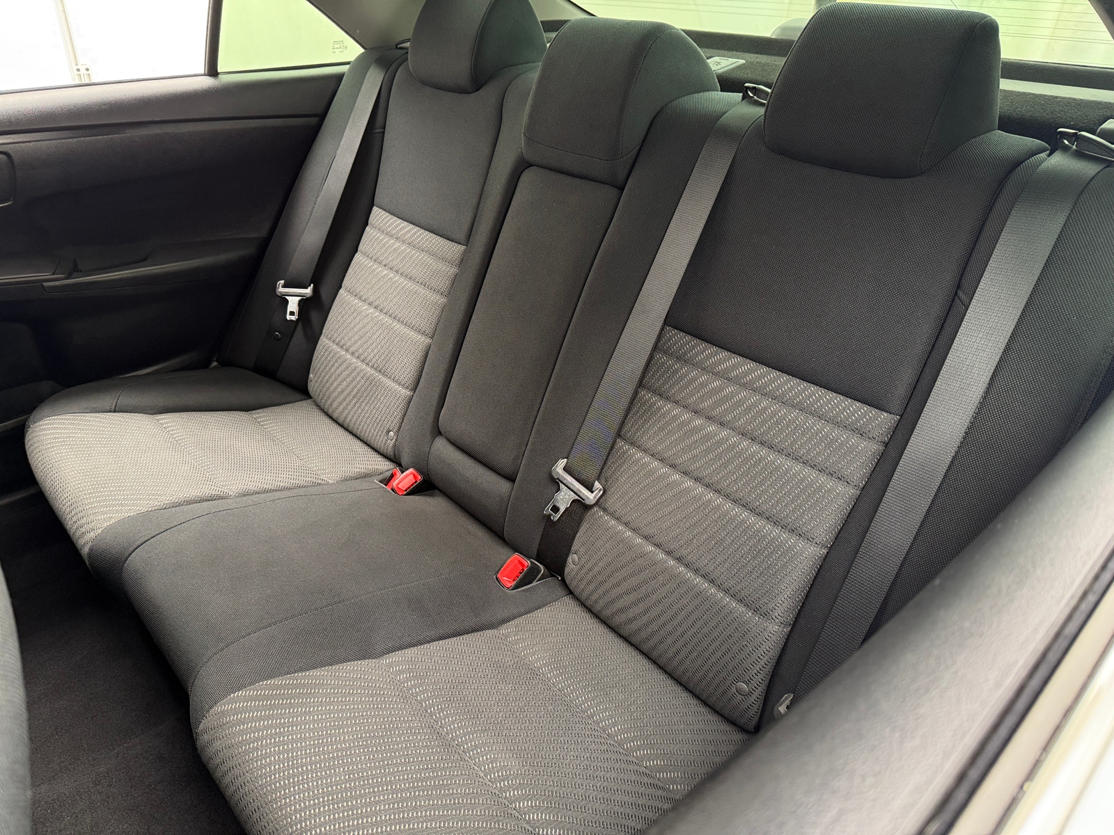 Thumbnail: 2015 Toyota Camry - 6