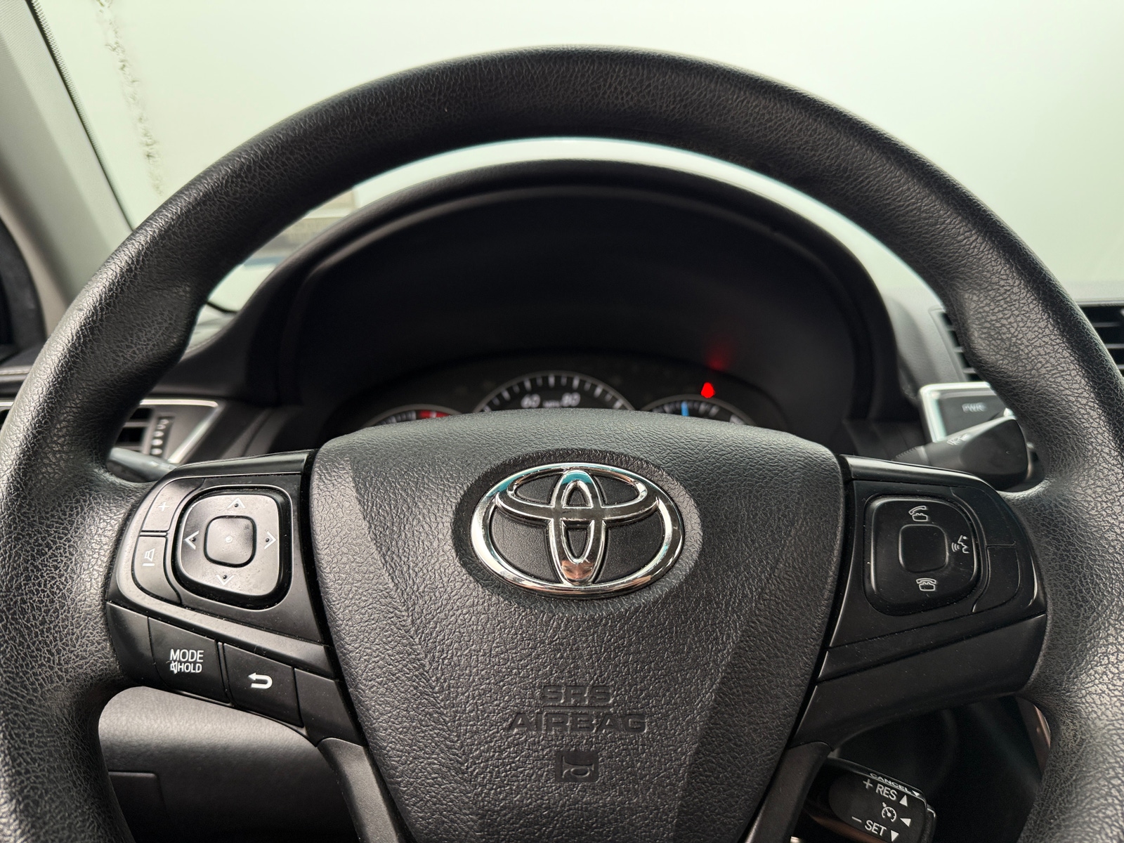 Thumbnail: 2015 Toyota Camry - 5