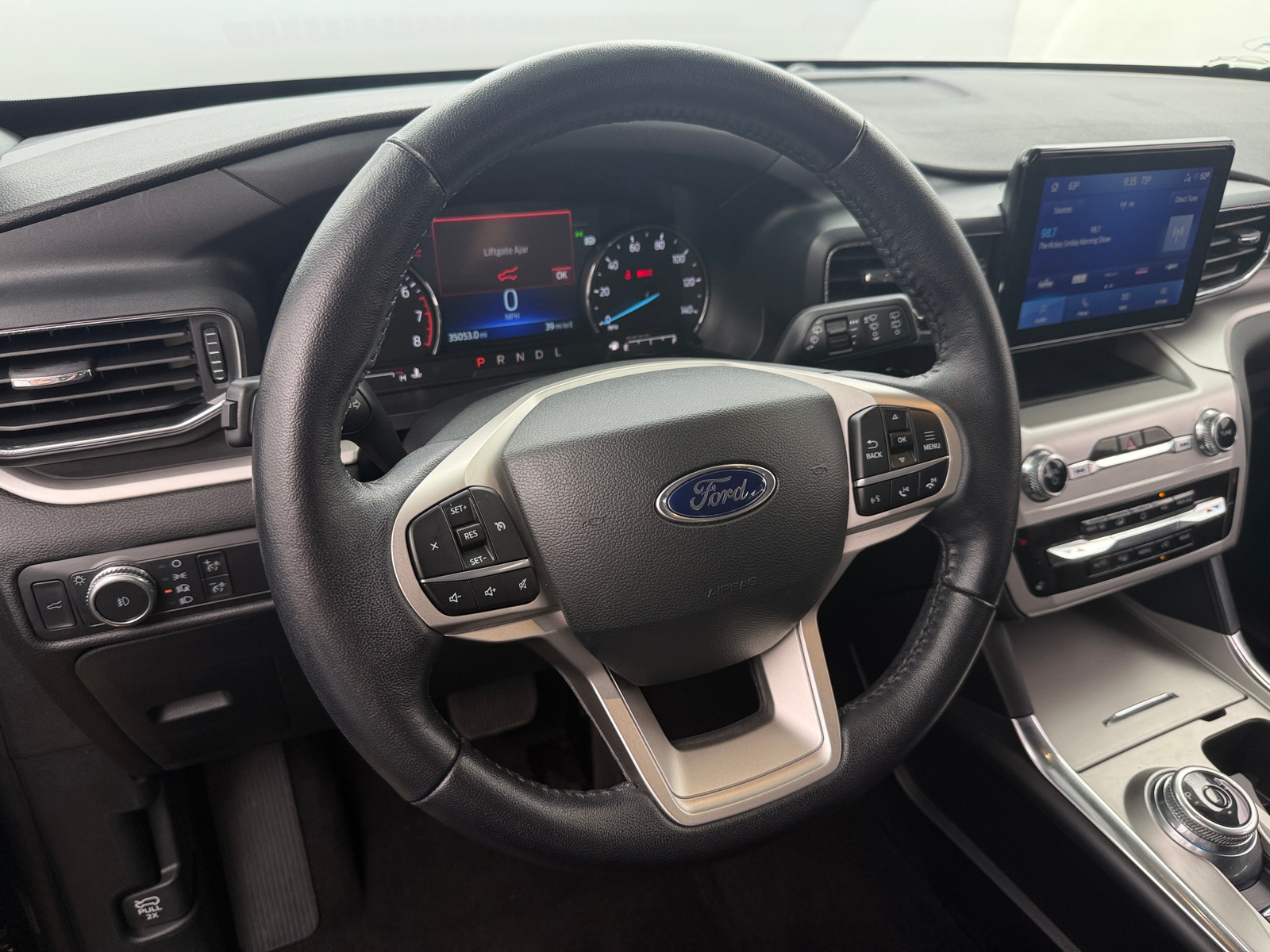 Thumbnail: 2022 Ford Explorer - 4
