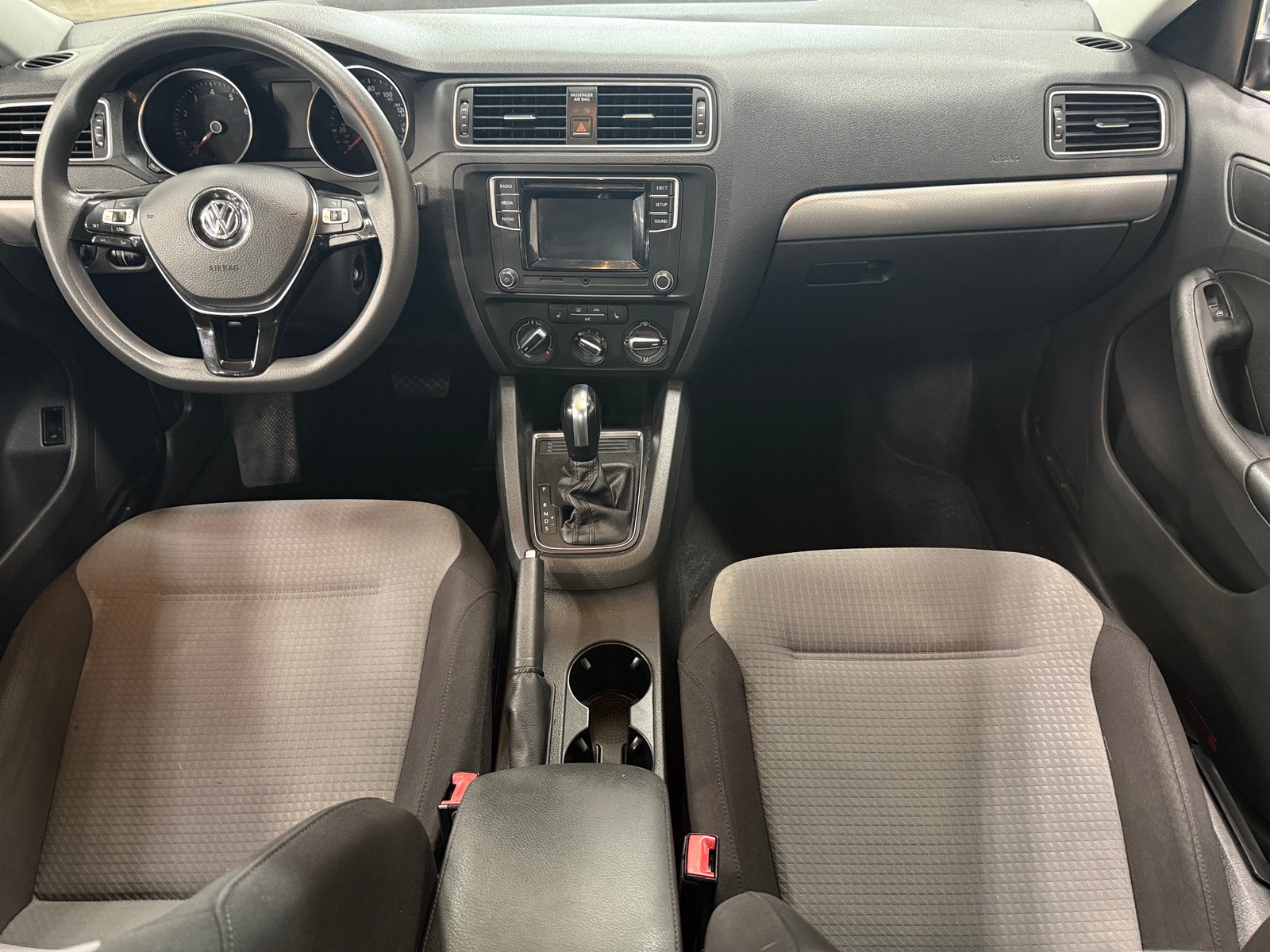 Thumbnail: 2017 Volkswagen Jetta - 3