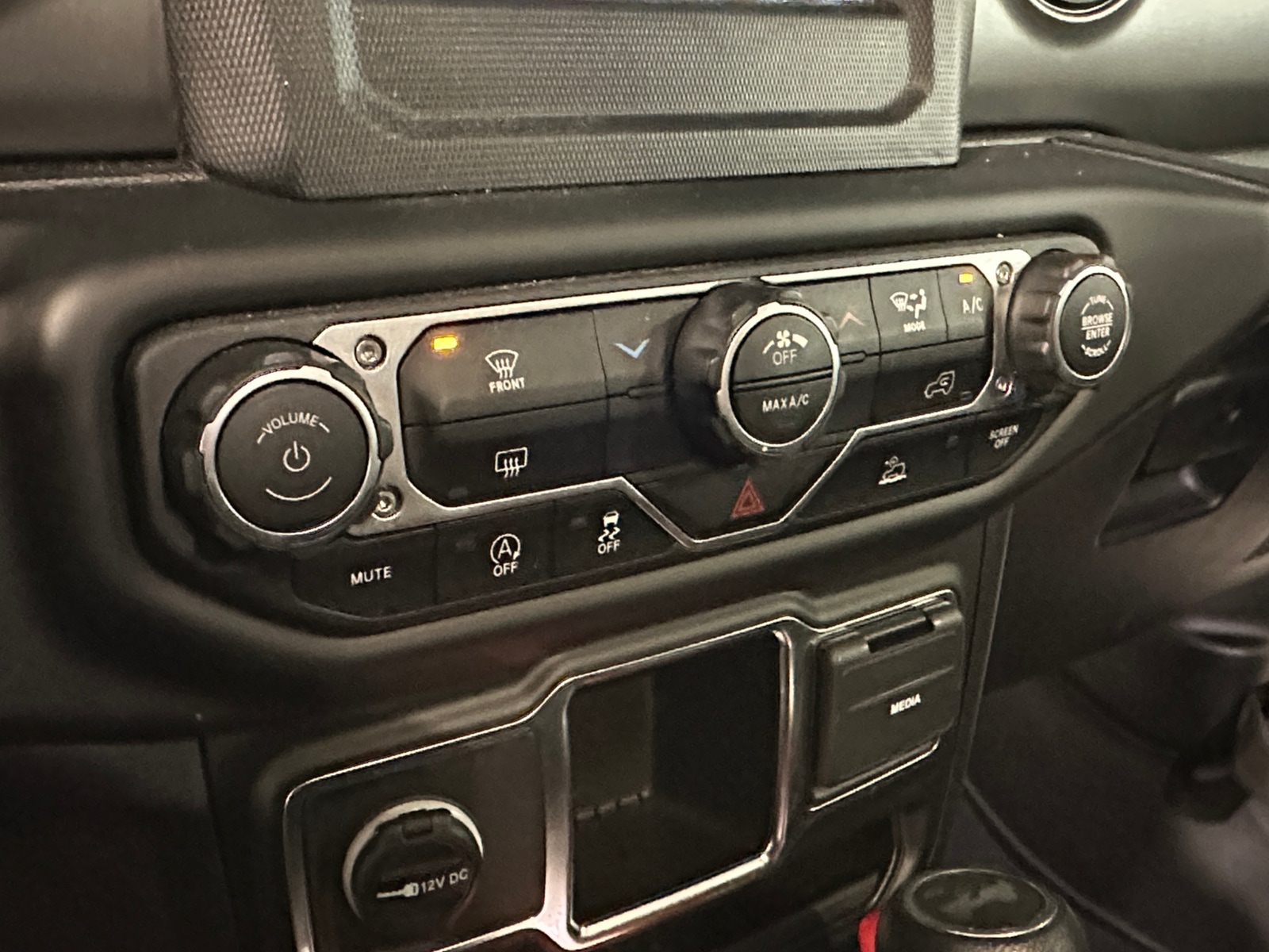 Thumbnail: 2023 Jeep Wrangler - 4