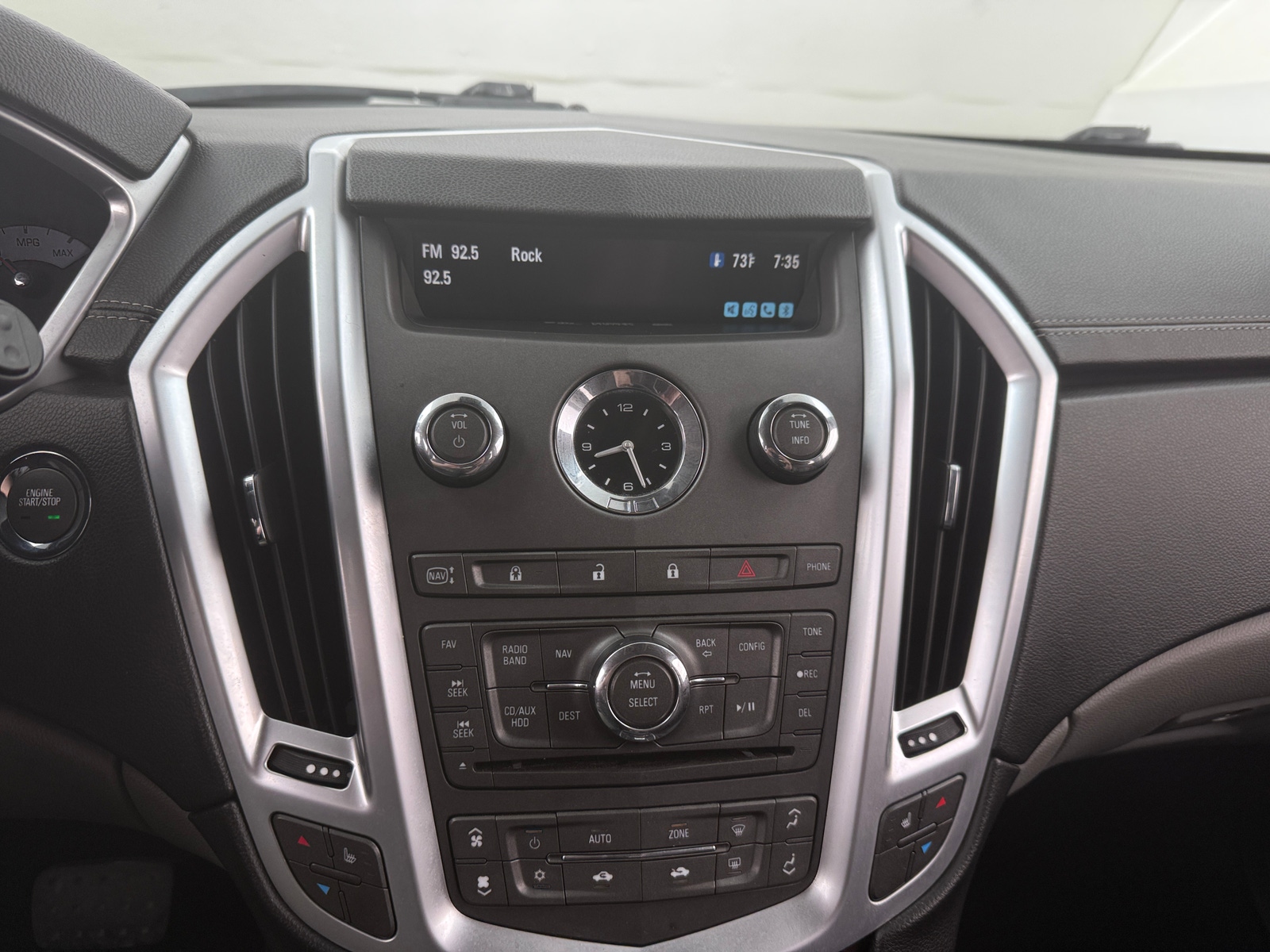 Thumbnail: 2011 Cadillac SRX - 3