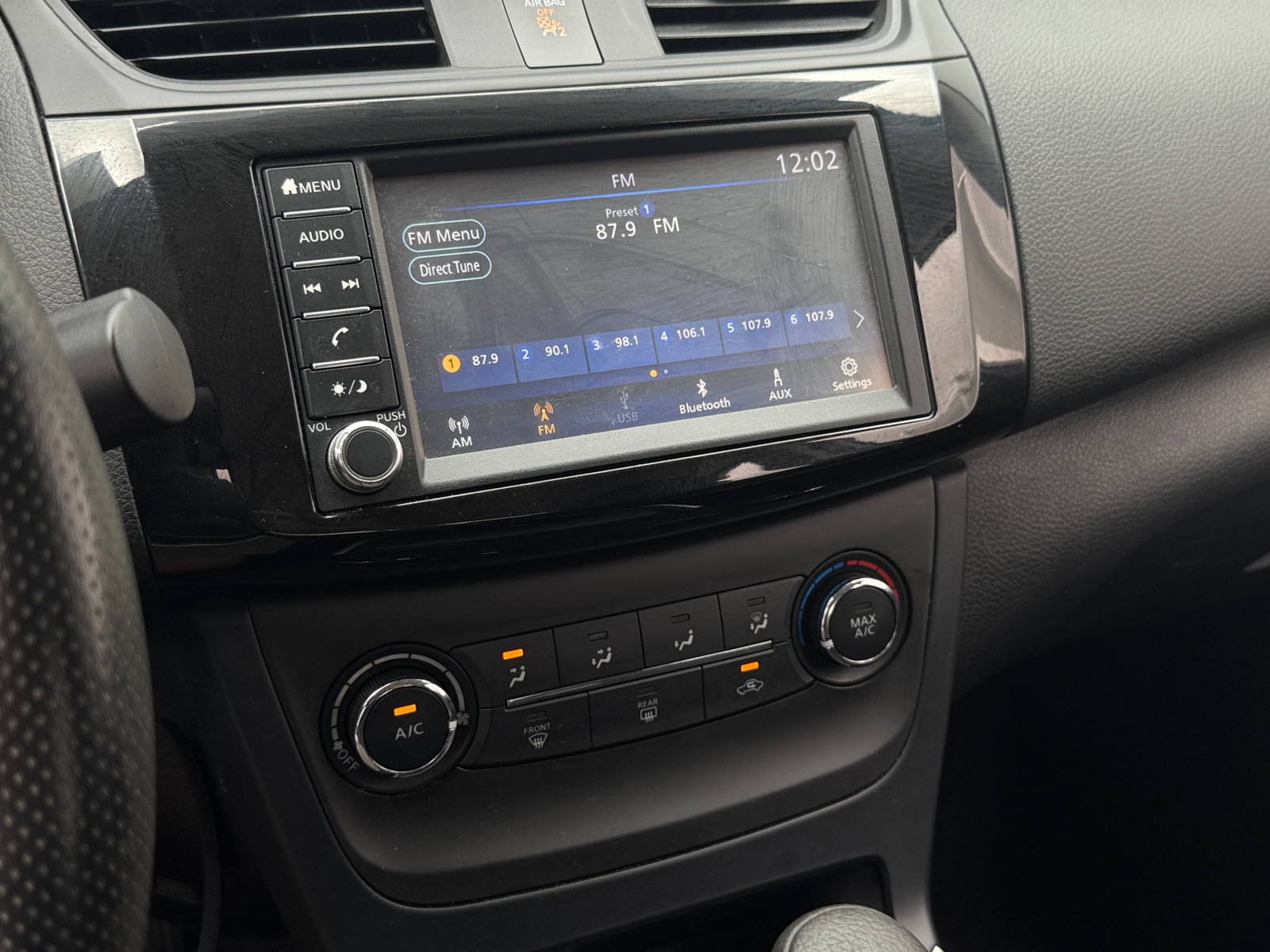Thumbnail: 2019 Nissan Sentra - 4