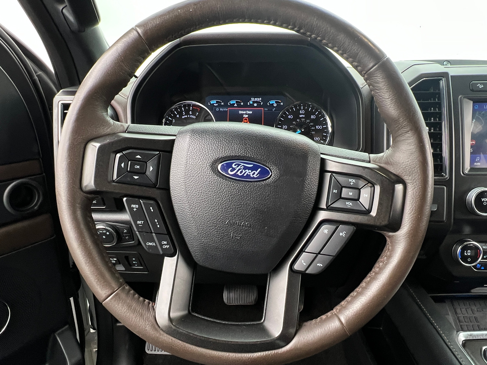 Thumbnail: 2020 Ford Expedition - 4