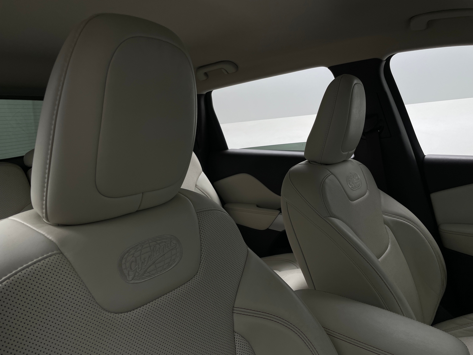 Thumbnail: 2018 Jeep Cherokee - 2