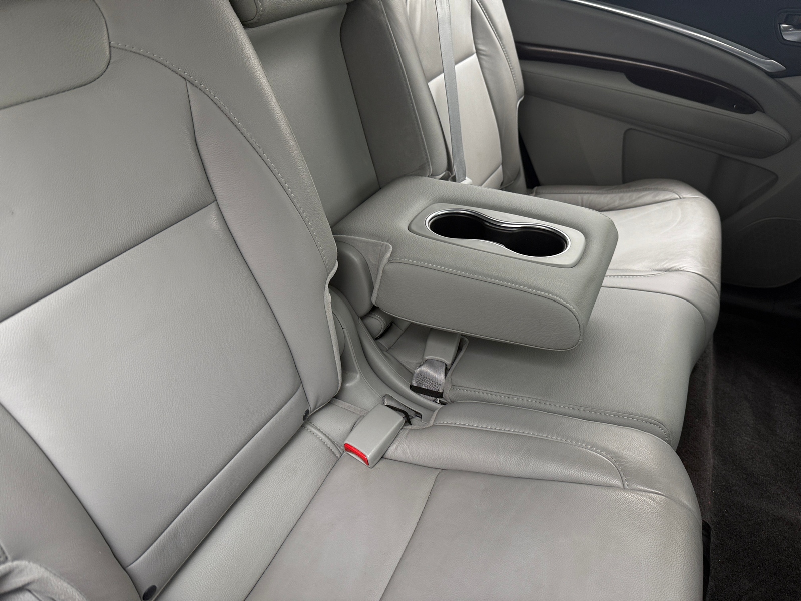 Thumbnail: 2015 Acura MDX - 5