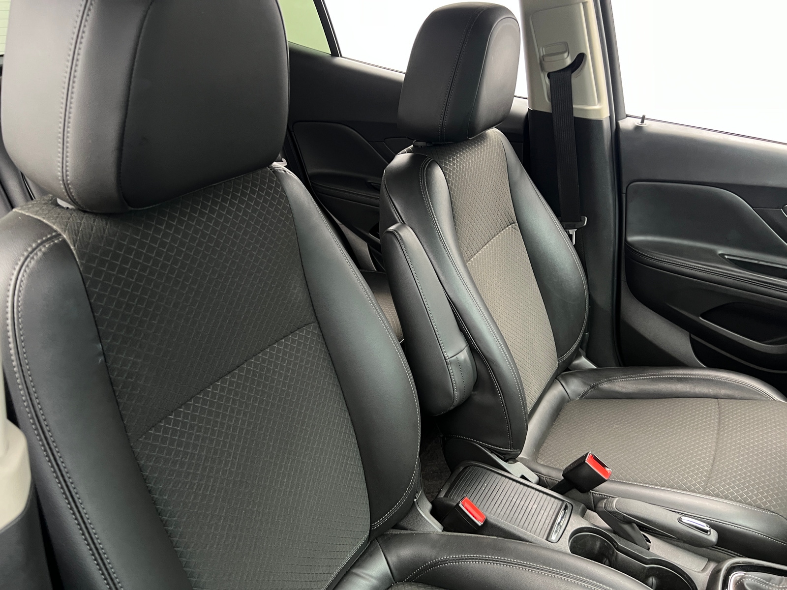 Thumbnail: 2018 Buick Encore - 2