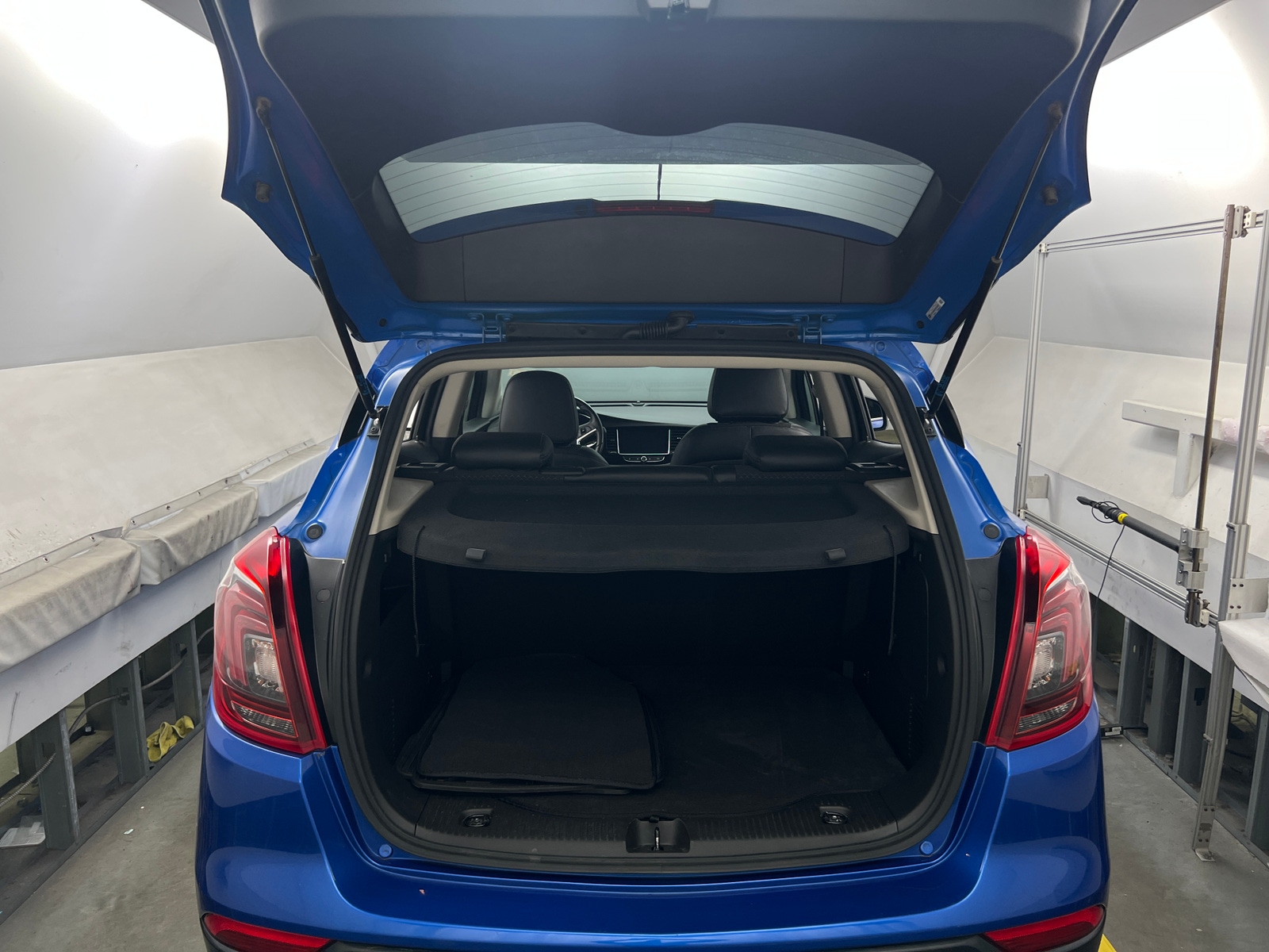 Thumbnail: 2018 Buick Encore - 7