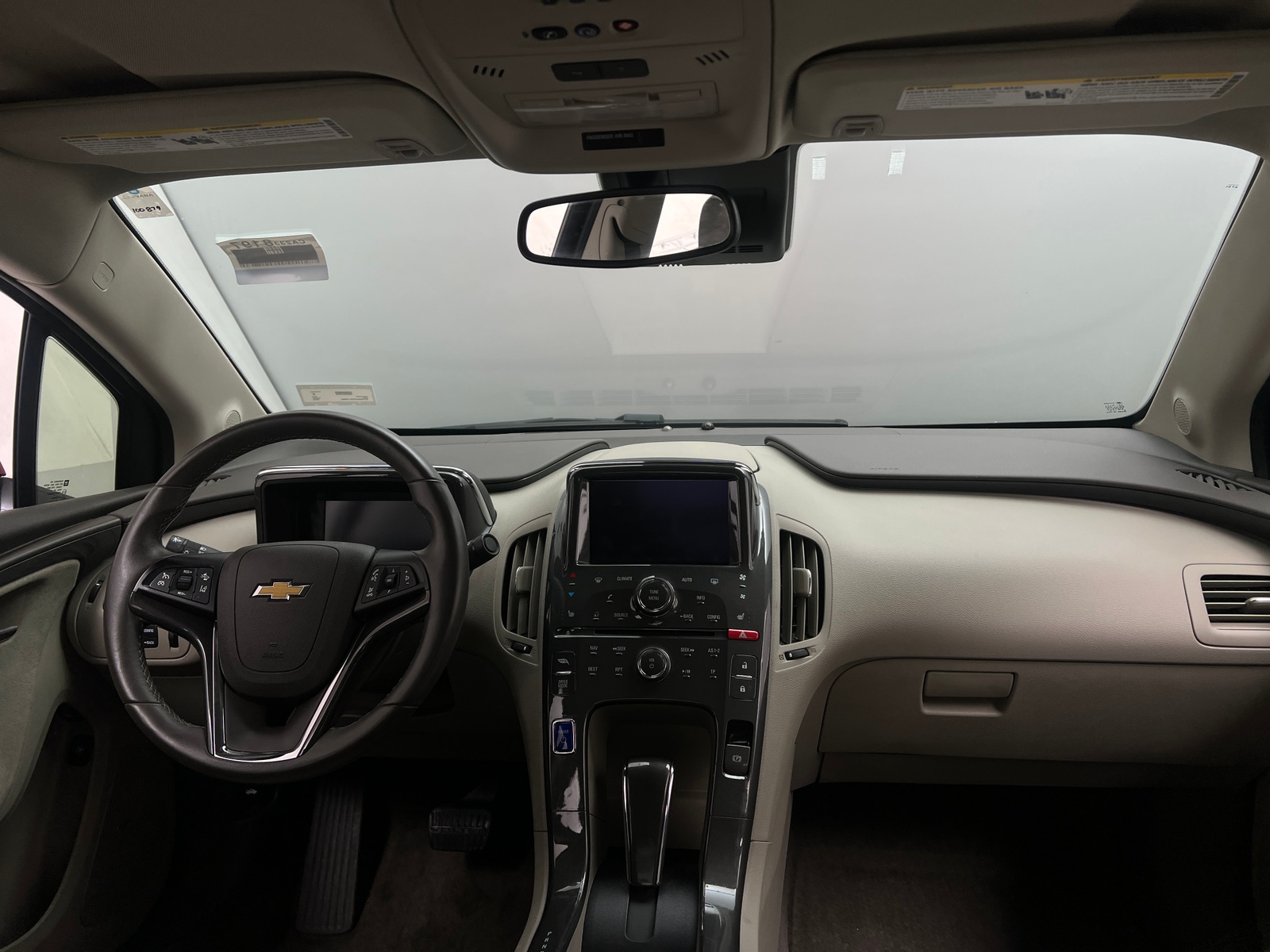 Thumbnail: 2013 Chevrolet Volt - 3