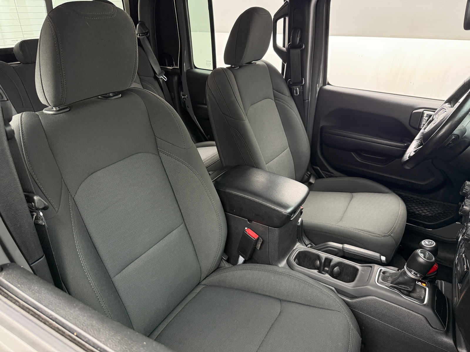 Thumbnail: 2021 Jeep Gladiator - 2