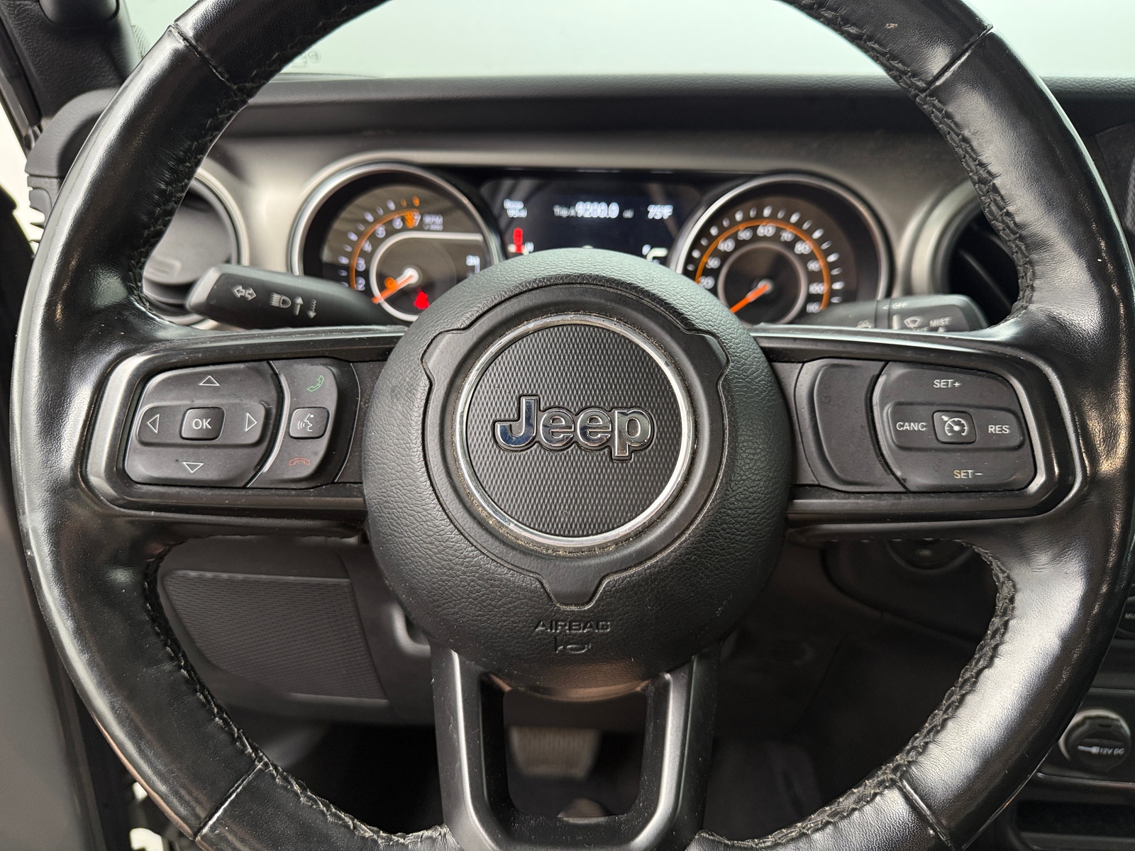 Thumbnail: 2021 Jeep Gladiator - 5