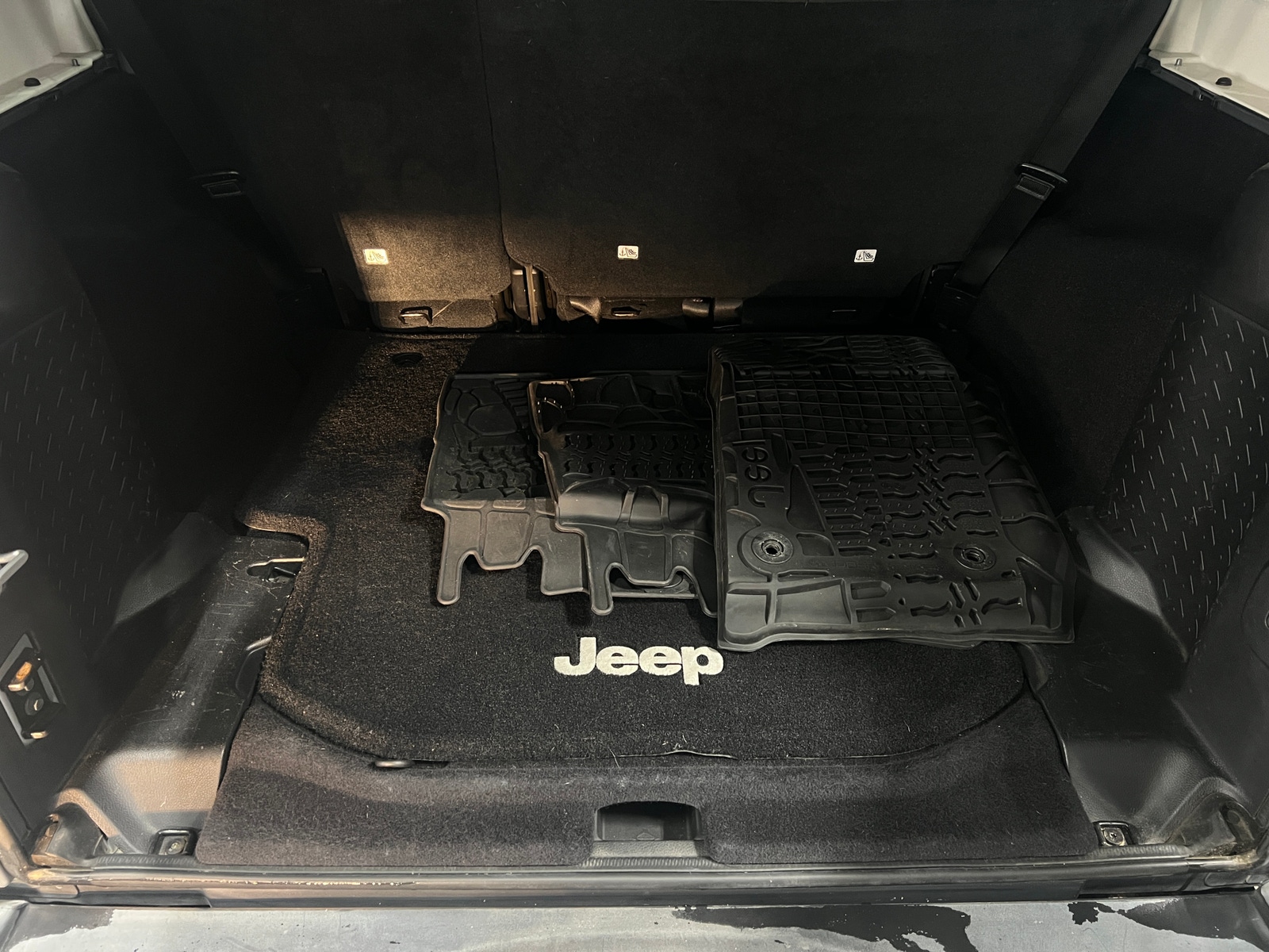Thumbnail: 2016 Jeep Wrangler - 7