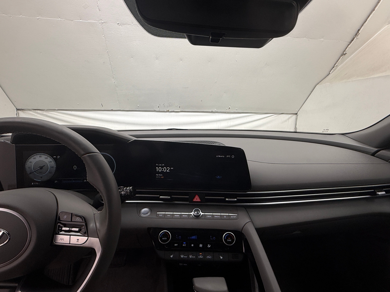 Thumbnail: 2023 Hyundai Elantra - 3