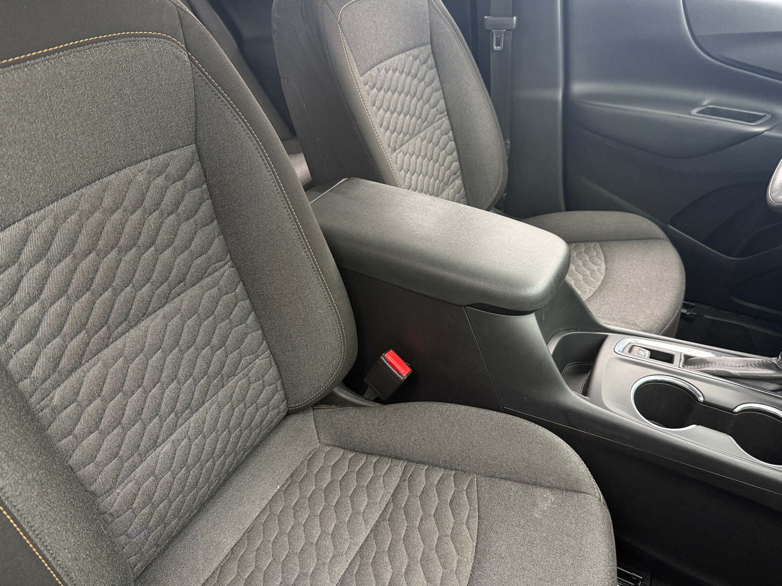 Thumbnail: 2021 Chevrolet Equinox - 2