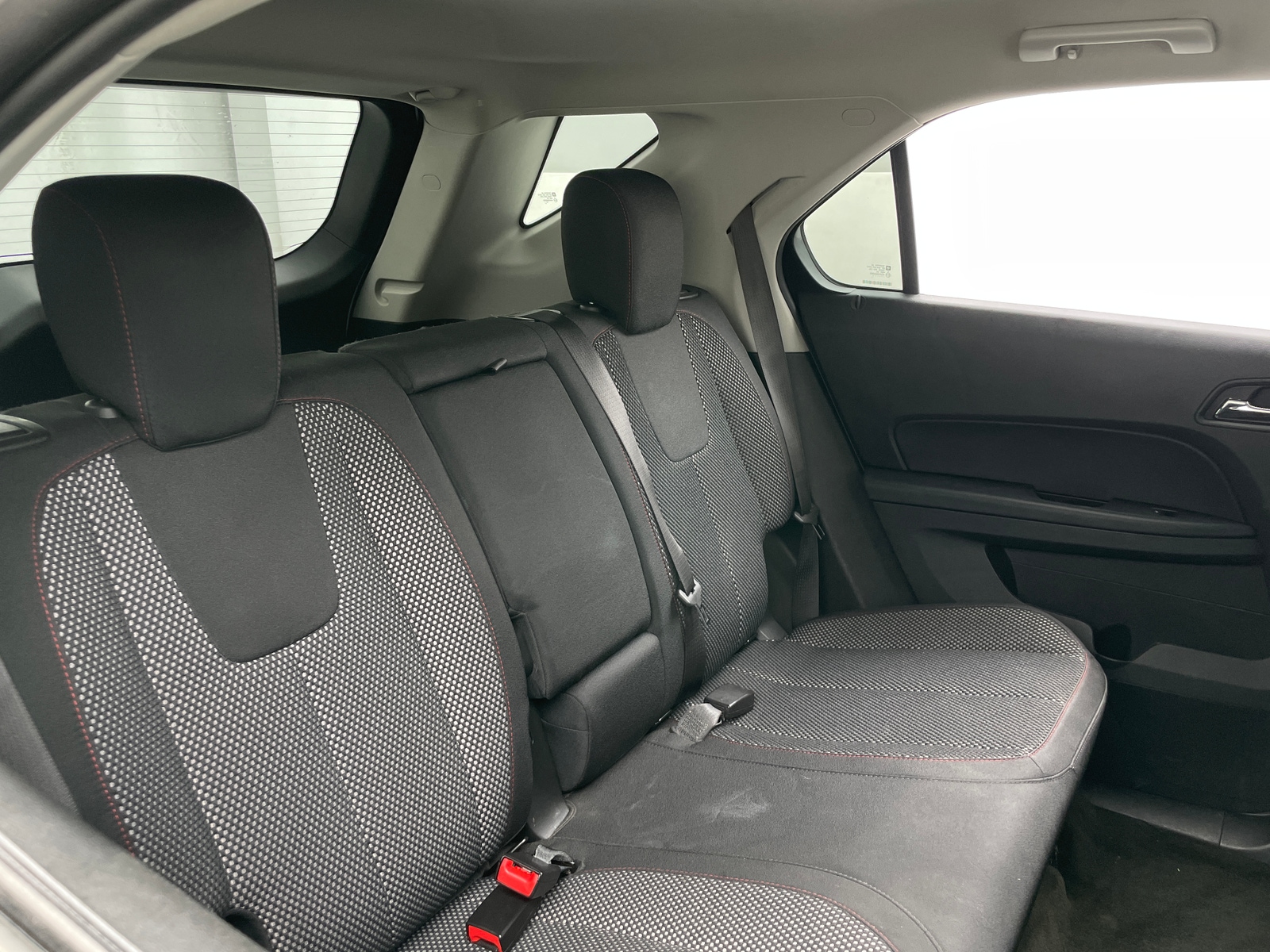 Thumbnail: 2017 Chevrolet Equinox - 6