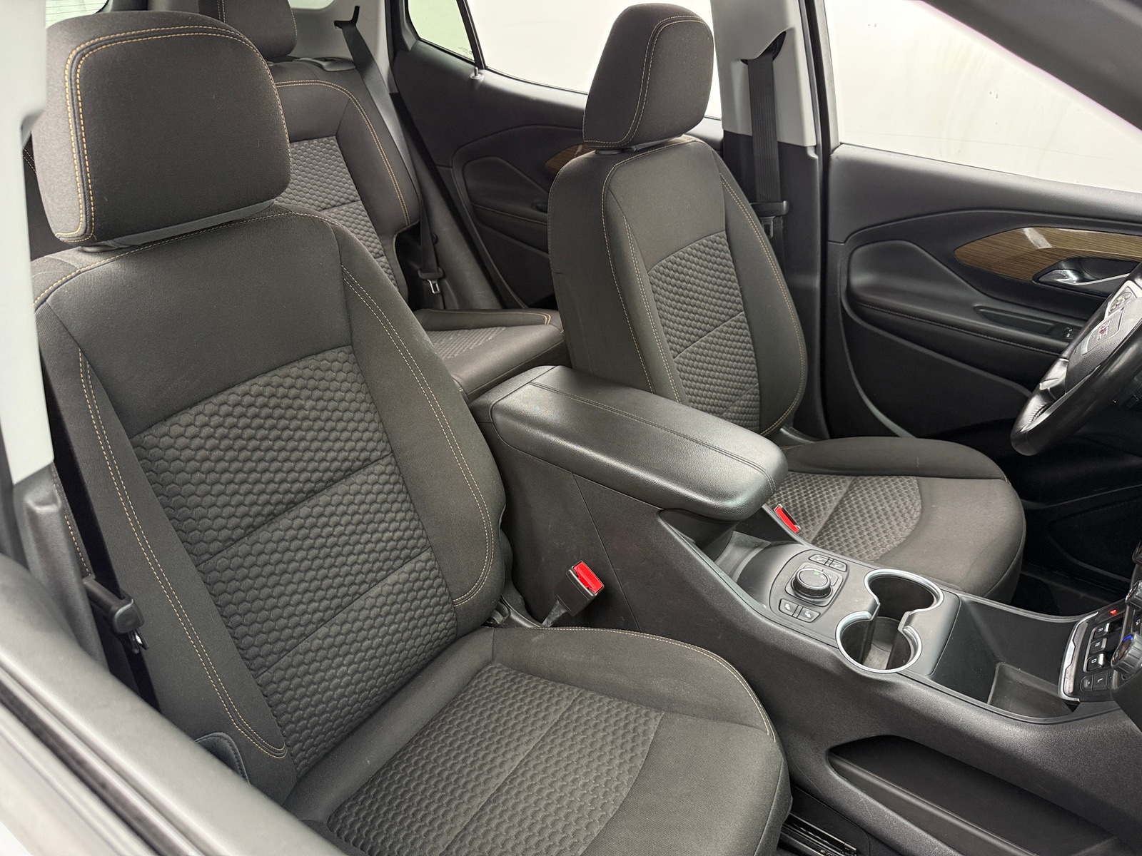 Thumbnail: 2020 GMC Terrain - 2