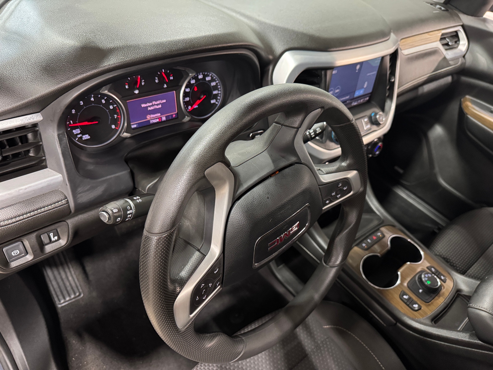 Thumbnail: 2022 GMC Acadia - 3