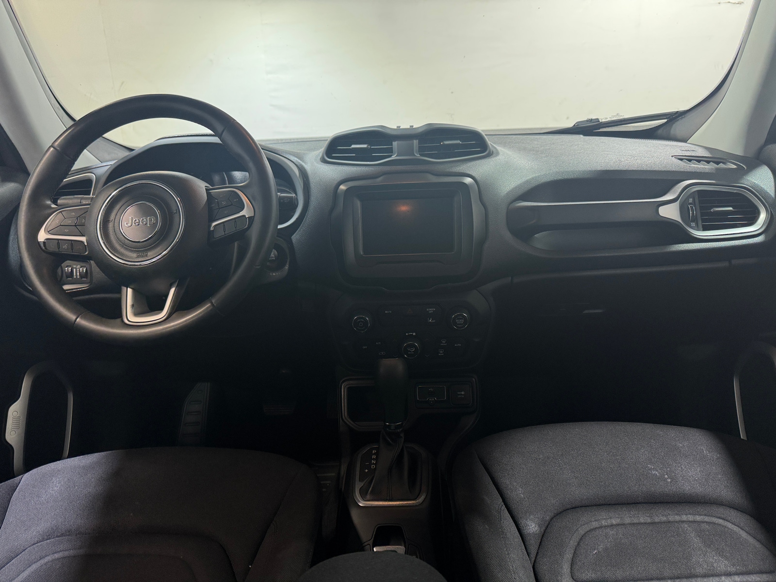 Thumbnail: 2021 Jeep Renegade - 3