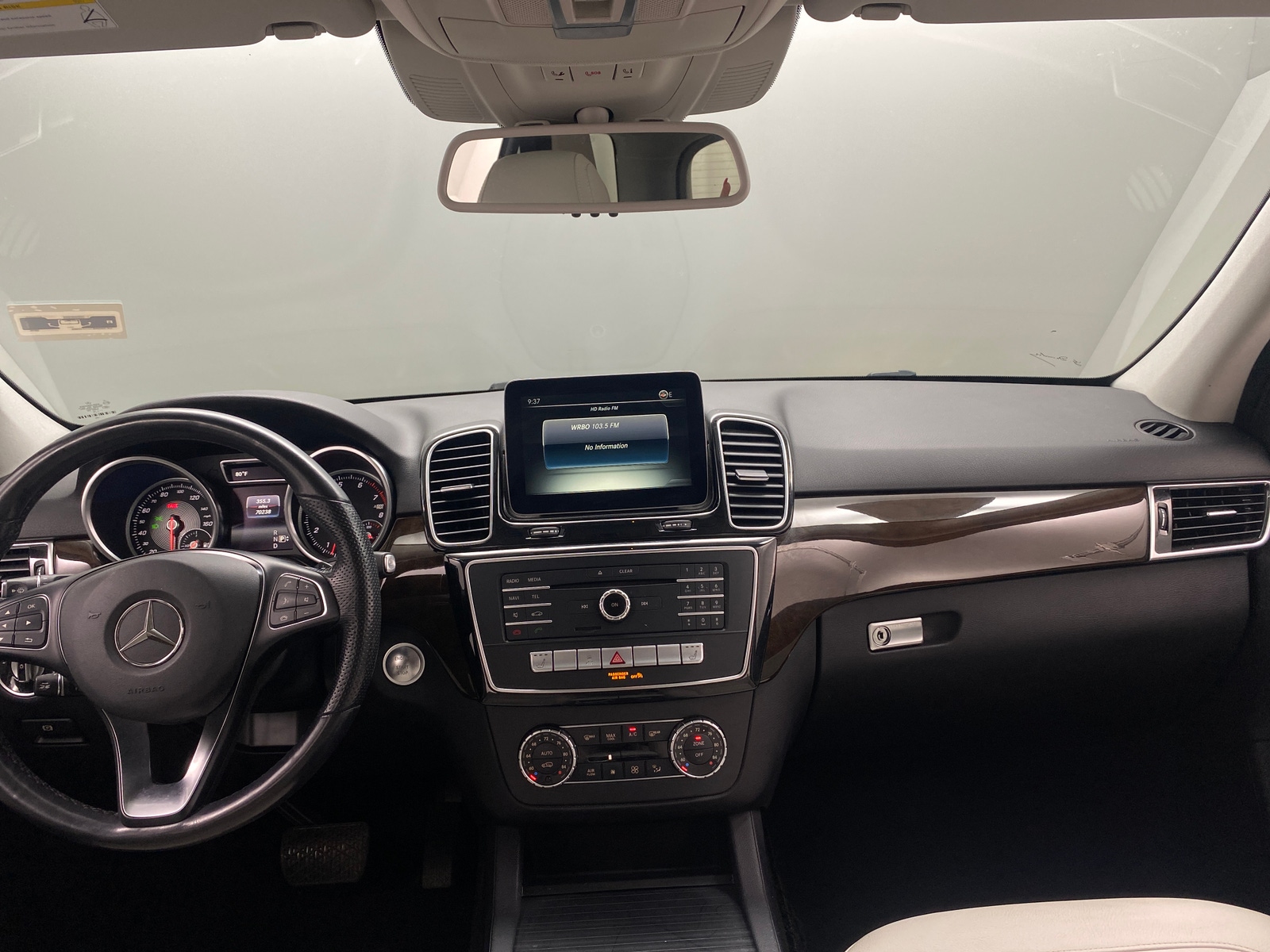 Thumbnail: 2016 Mercedes-Benz GLE - 2