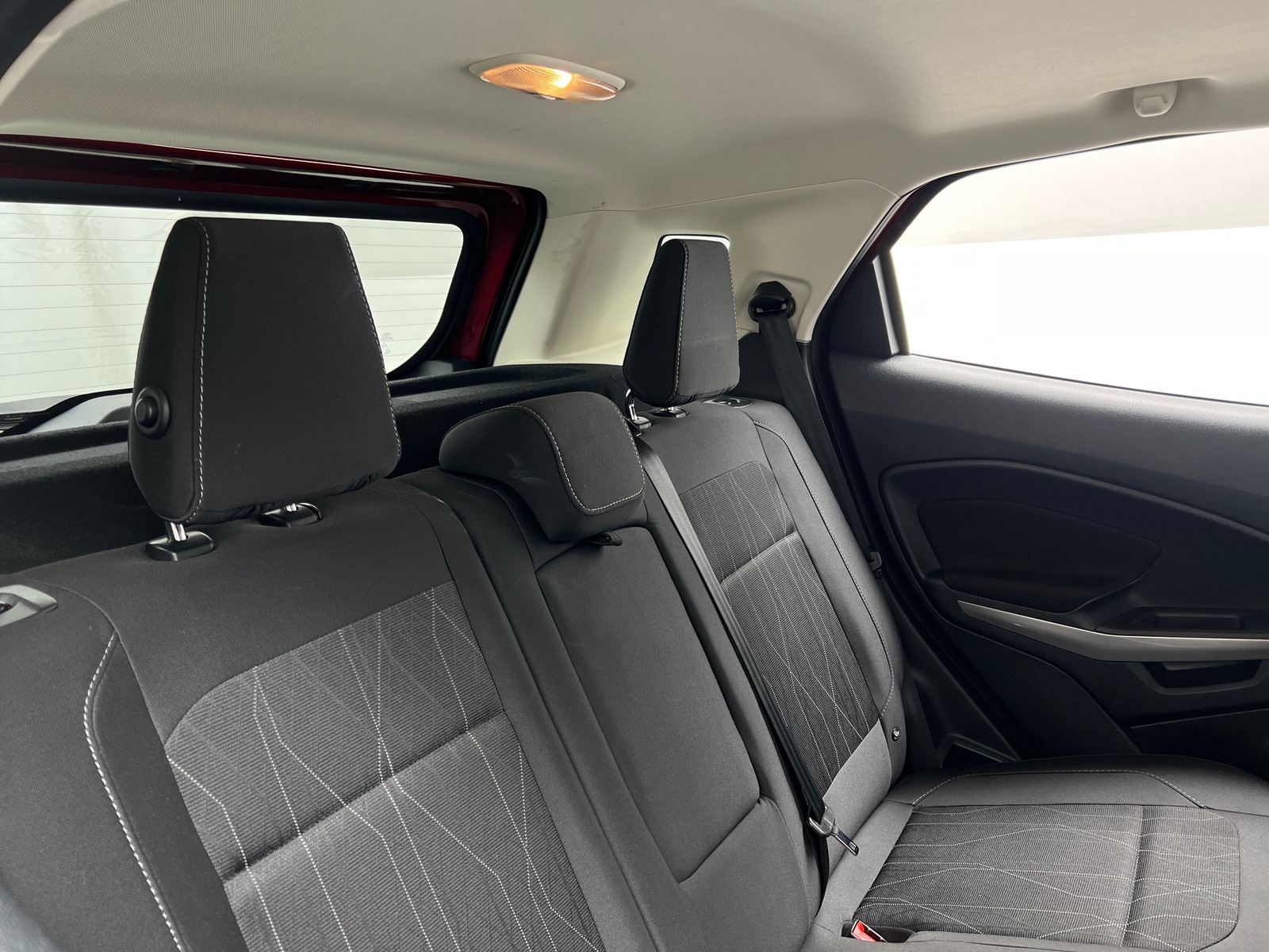 Thumbnail: 2021 Ford EcoSport - 6