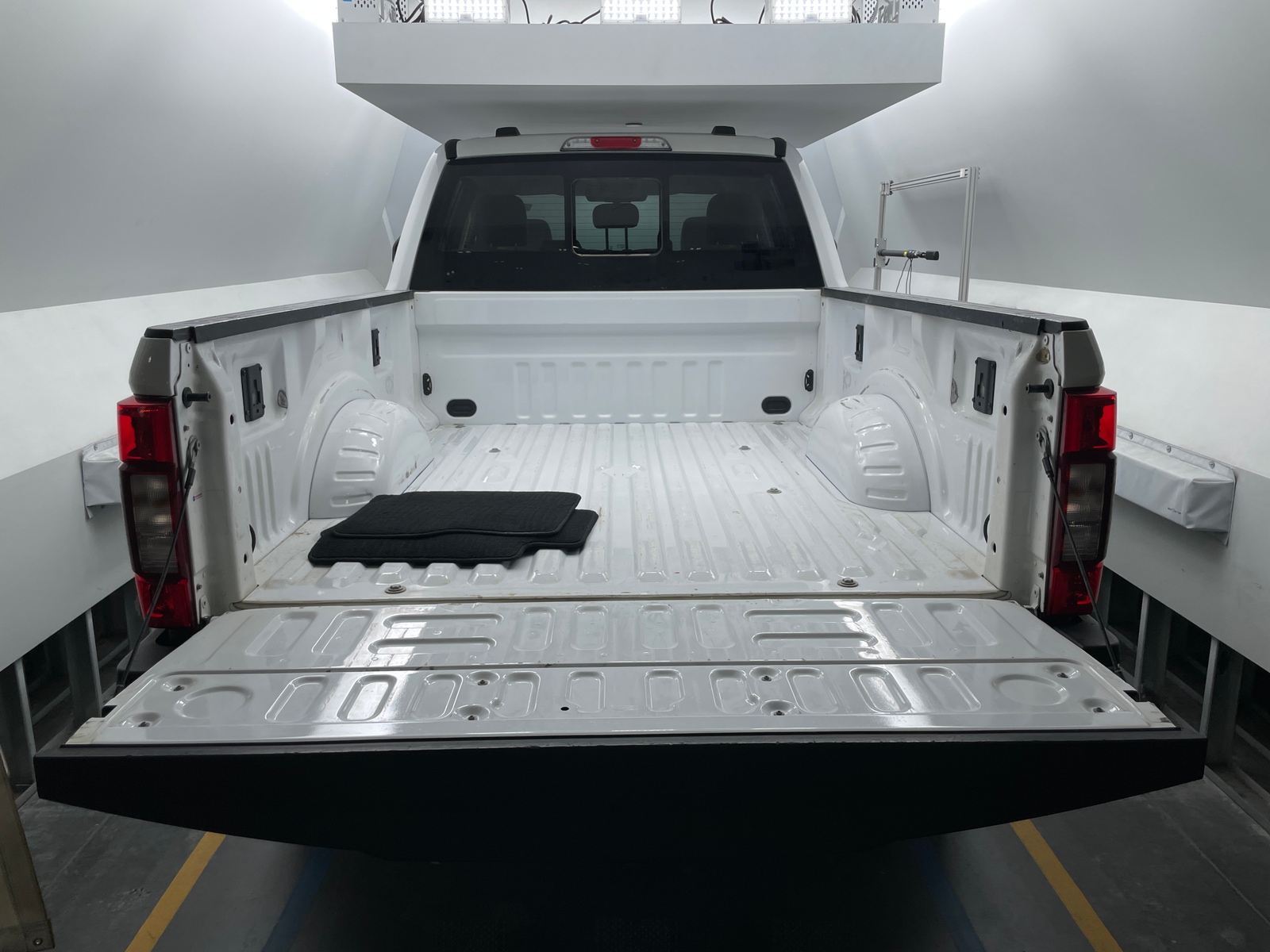 Thumbnail: 2021 Ford Econoline - 7