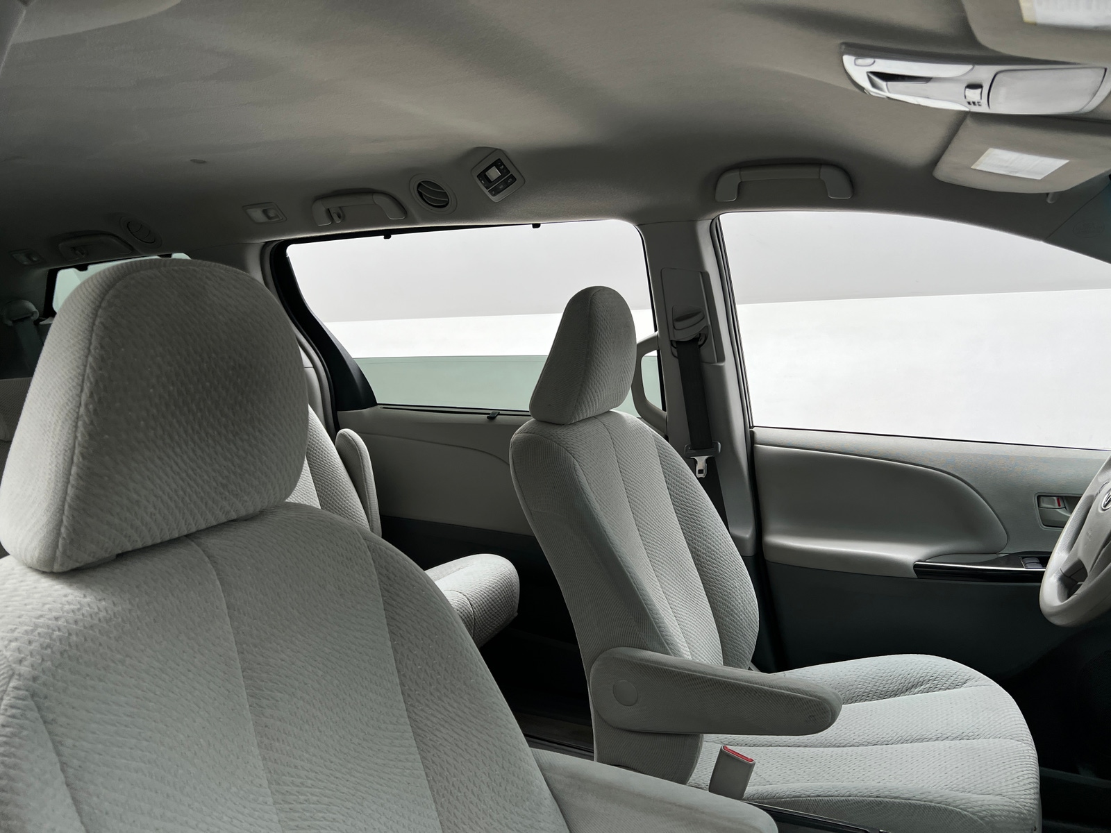 Thumbnail: 2014 Toyota Sienna - 2