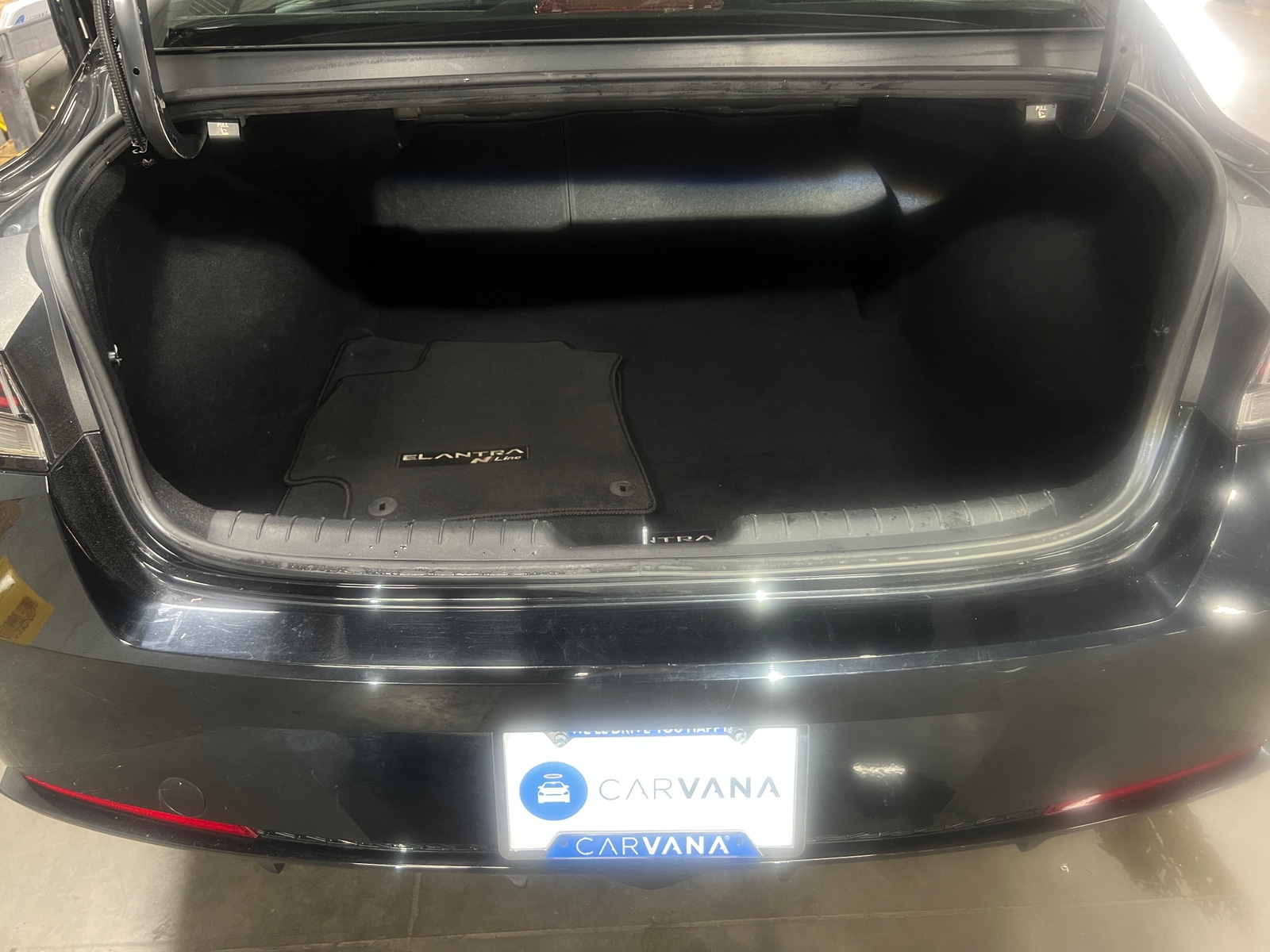 Thumbnail: 2022 Hyundai Elantra - 6