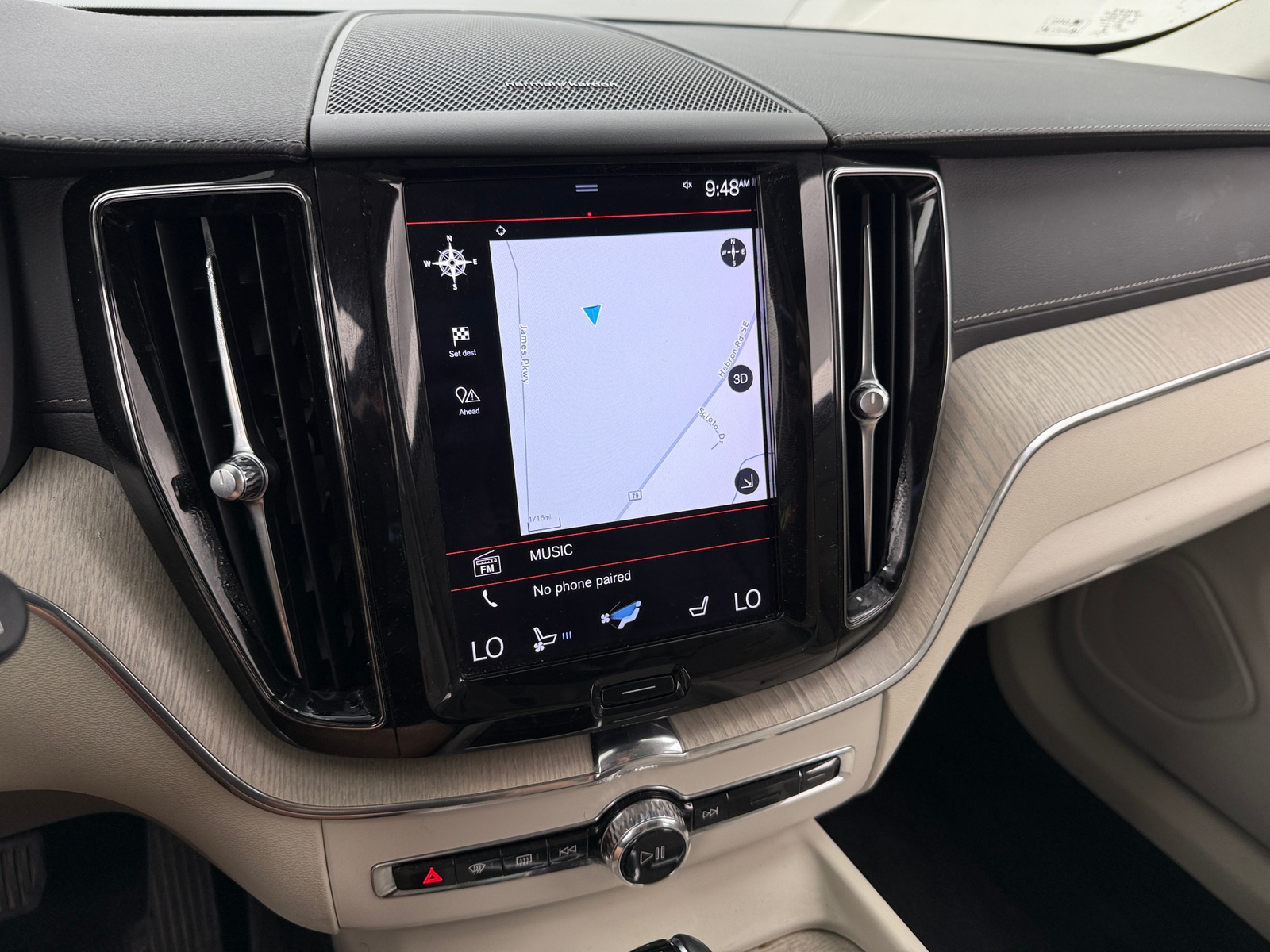 Thumbnail: 2021 Volvo XC60 - 3