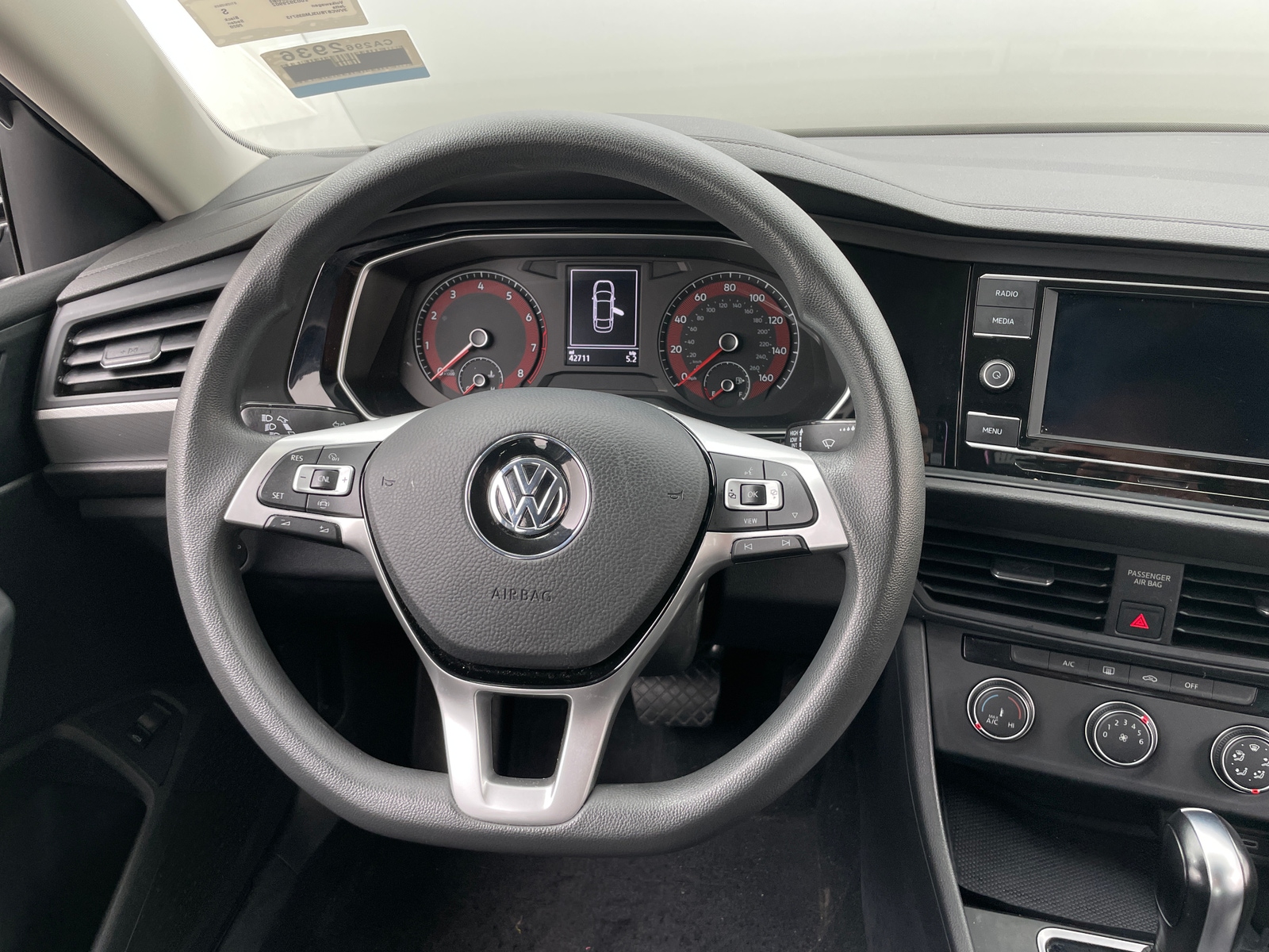 Thumbnail: 2020 Volkswagen Jetta - 5