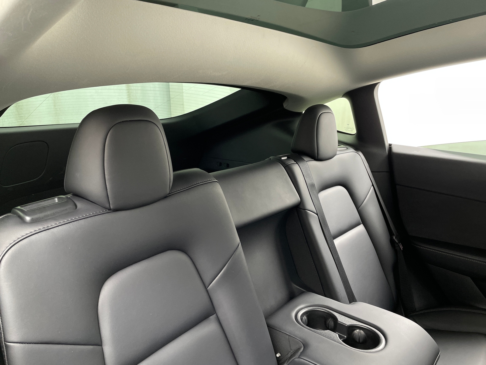 Thumbnail: 2022 Tesla Model Y - 5