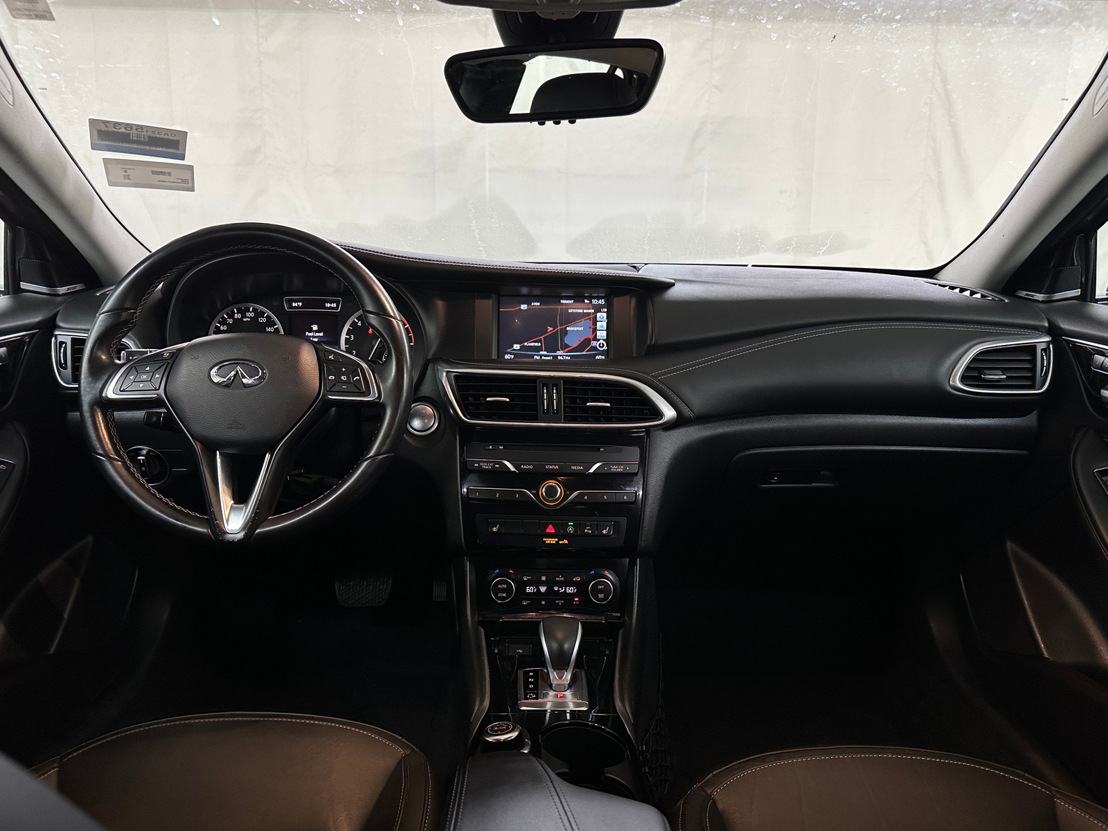Thumbnail: 2018 INFINITI QX30 - 2