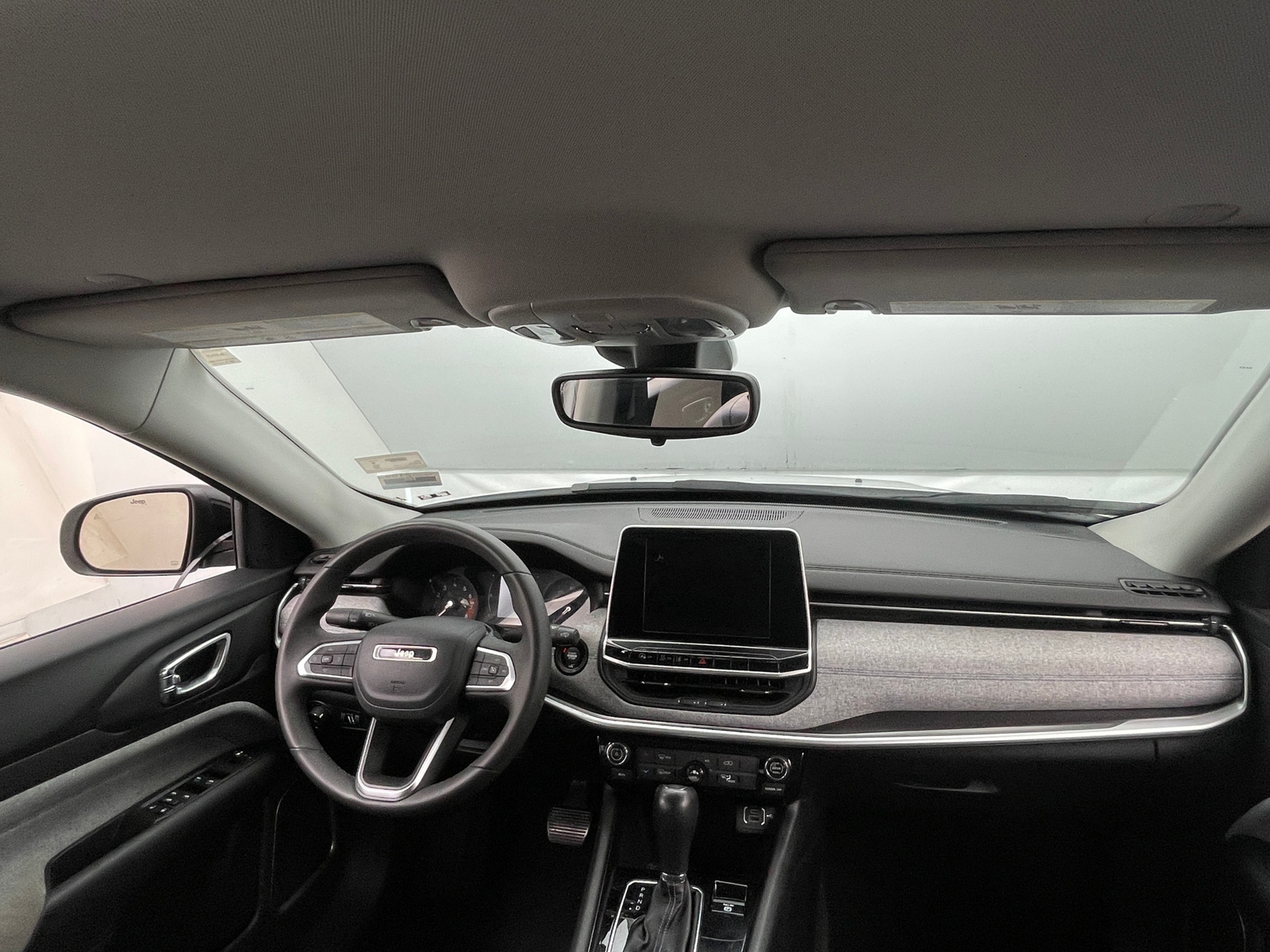 Thumbnail: 2022 Jeep Compass - 3