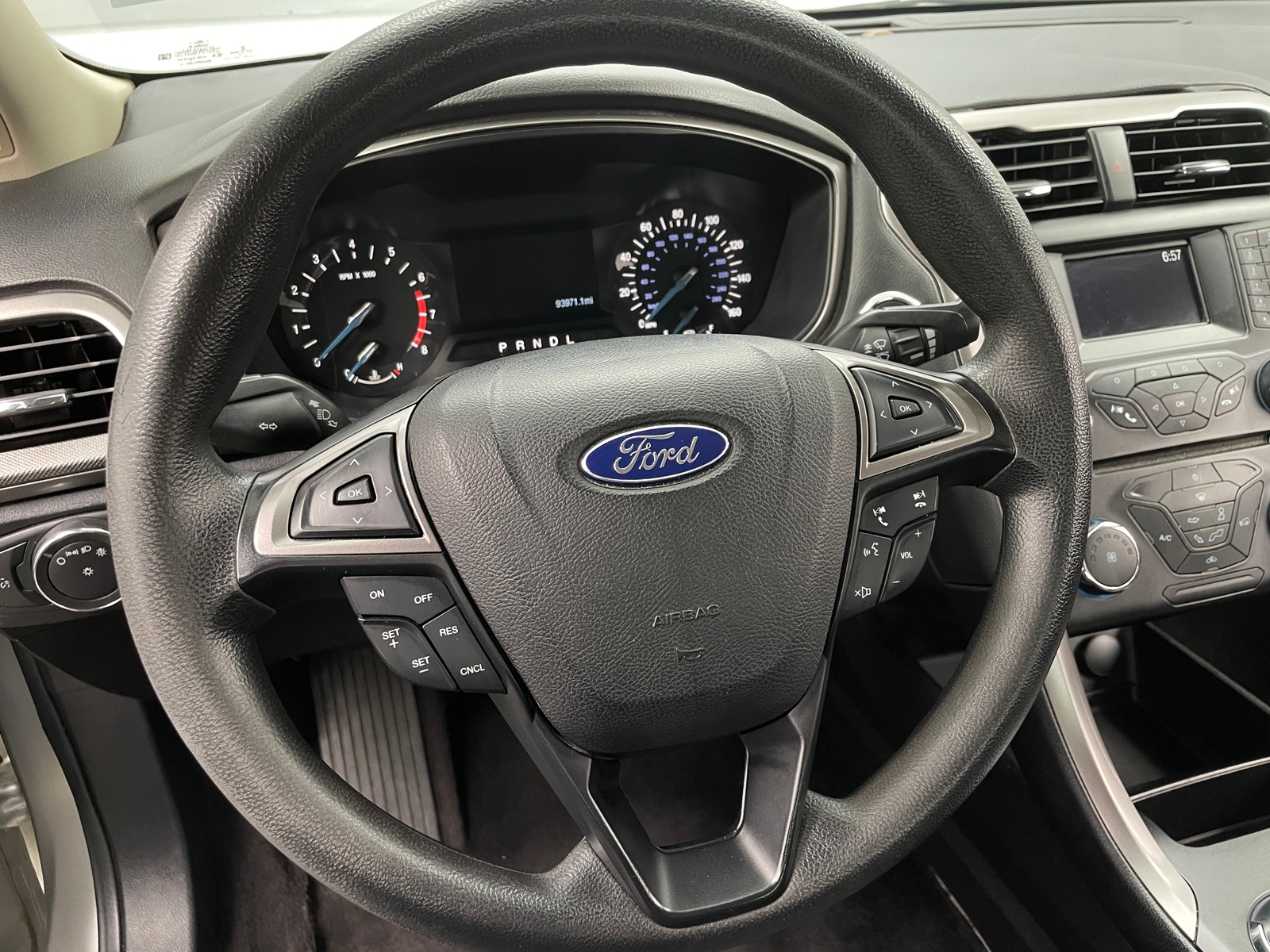 Thumbnail: 2017 Ford Fusion - 5