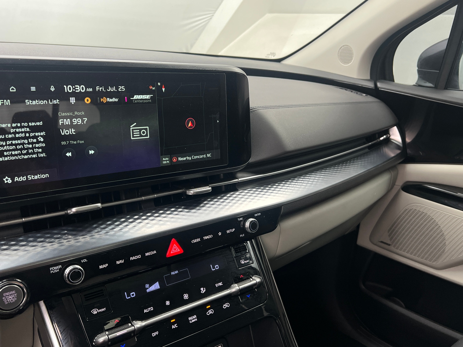 Thumbnail: 2024 Kia Carnival - 3