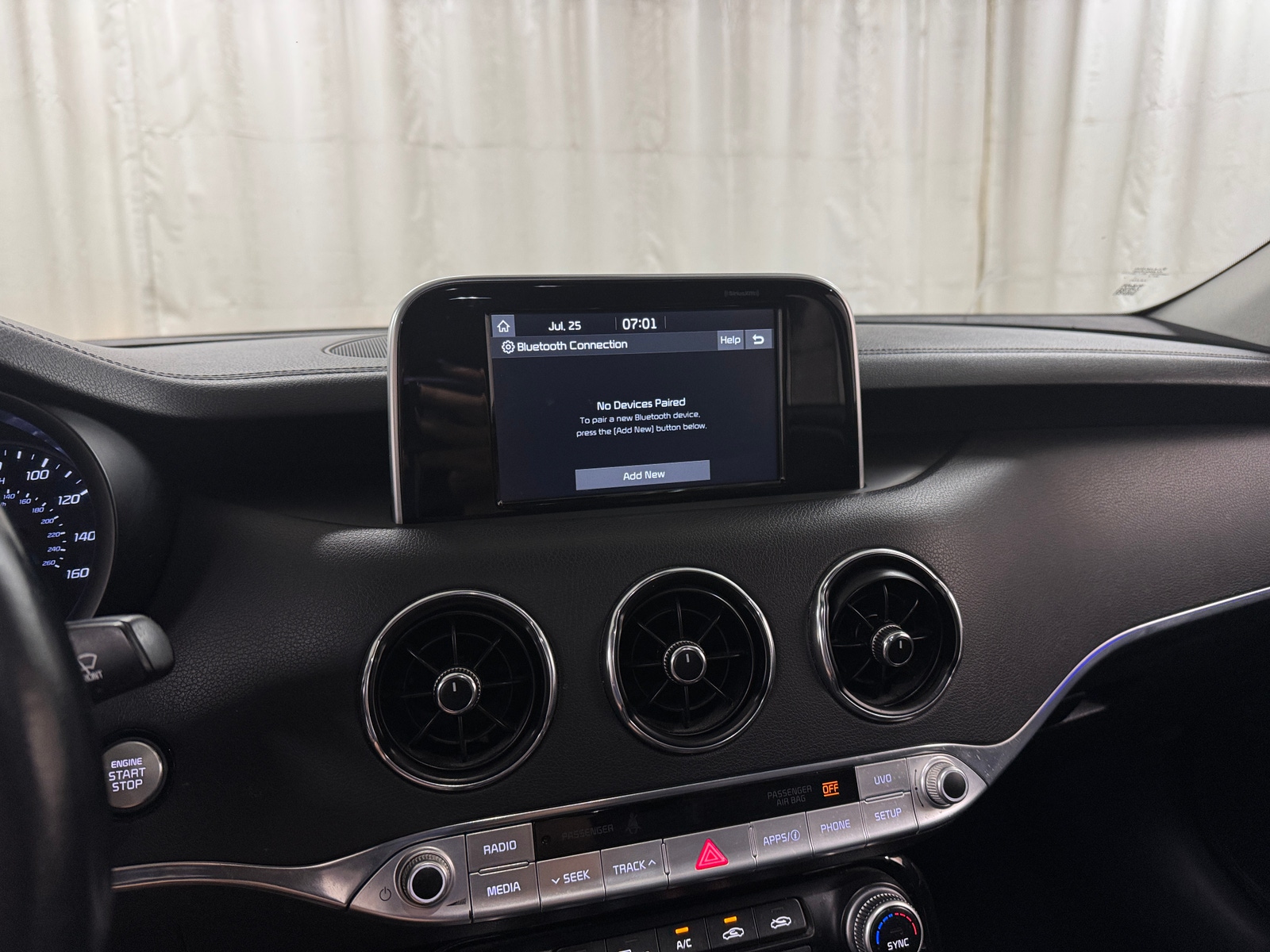 Thumbnail: 2019 Kia Stinger - 3