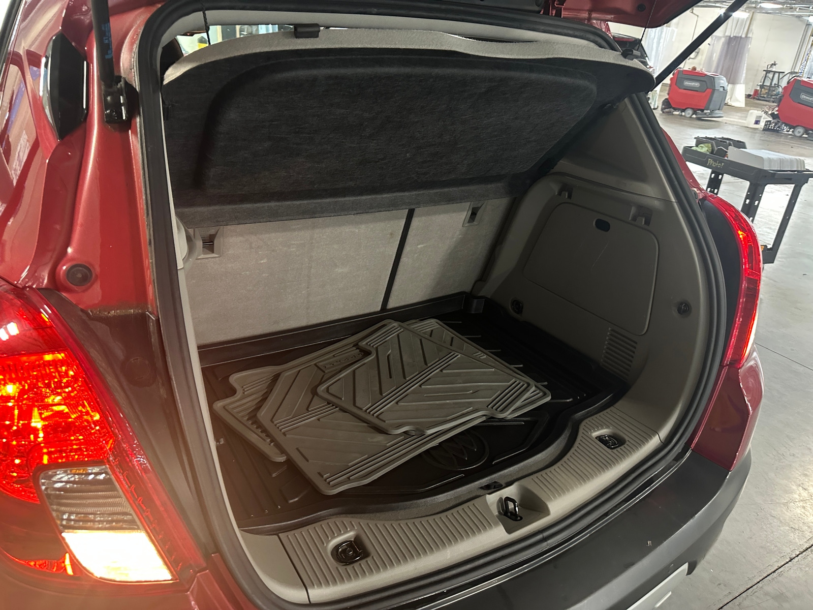 Thumbnail: 2016 Buick Encore - 6