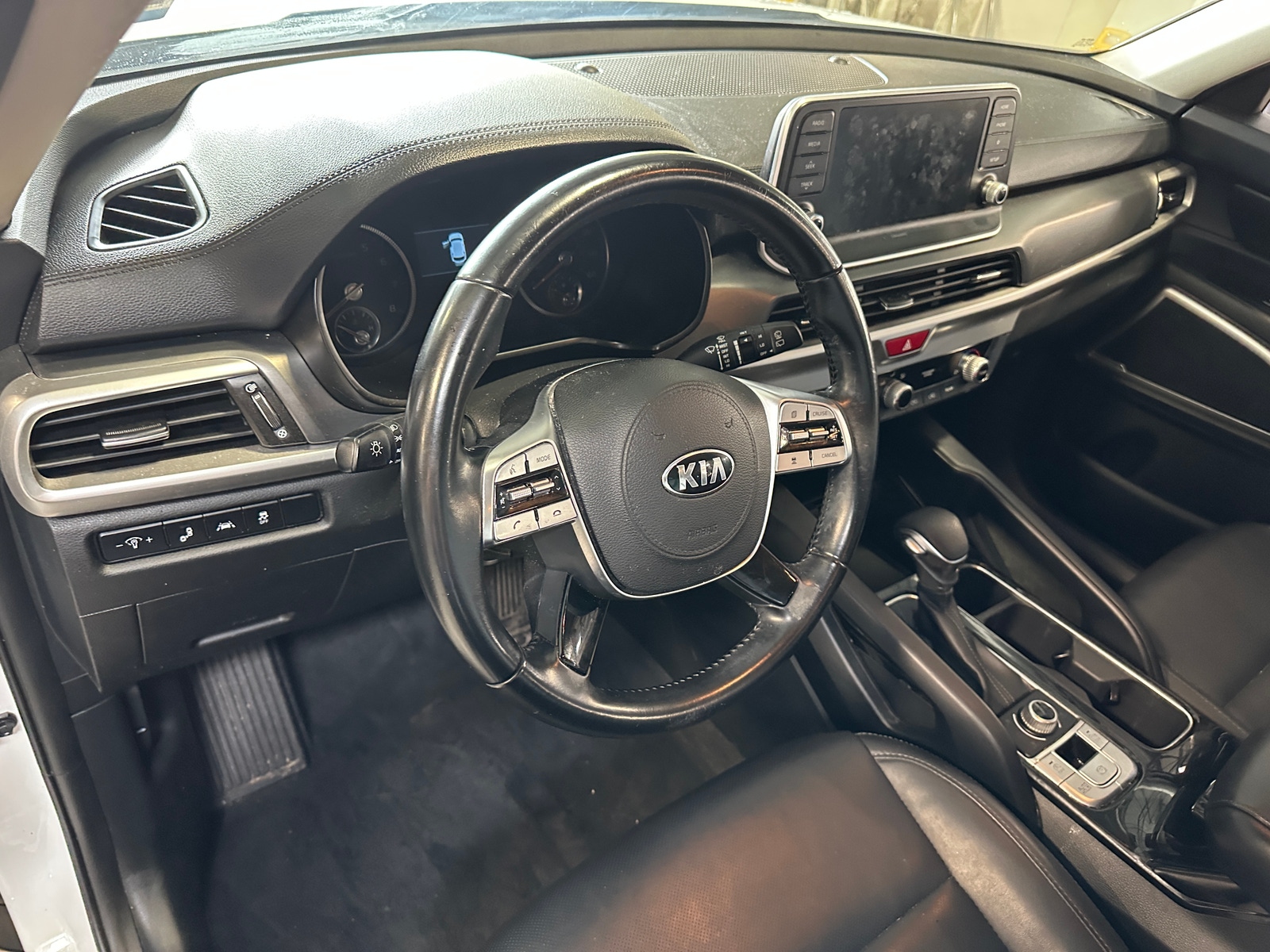 Thumbnail: 2020 Kia Telluride - 2