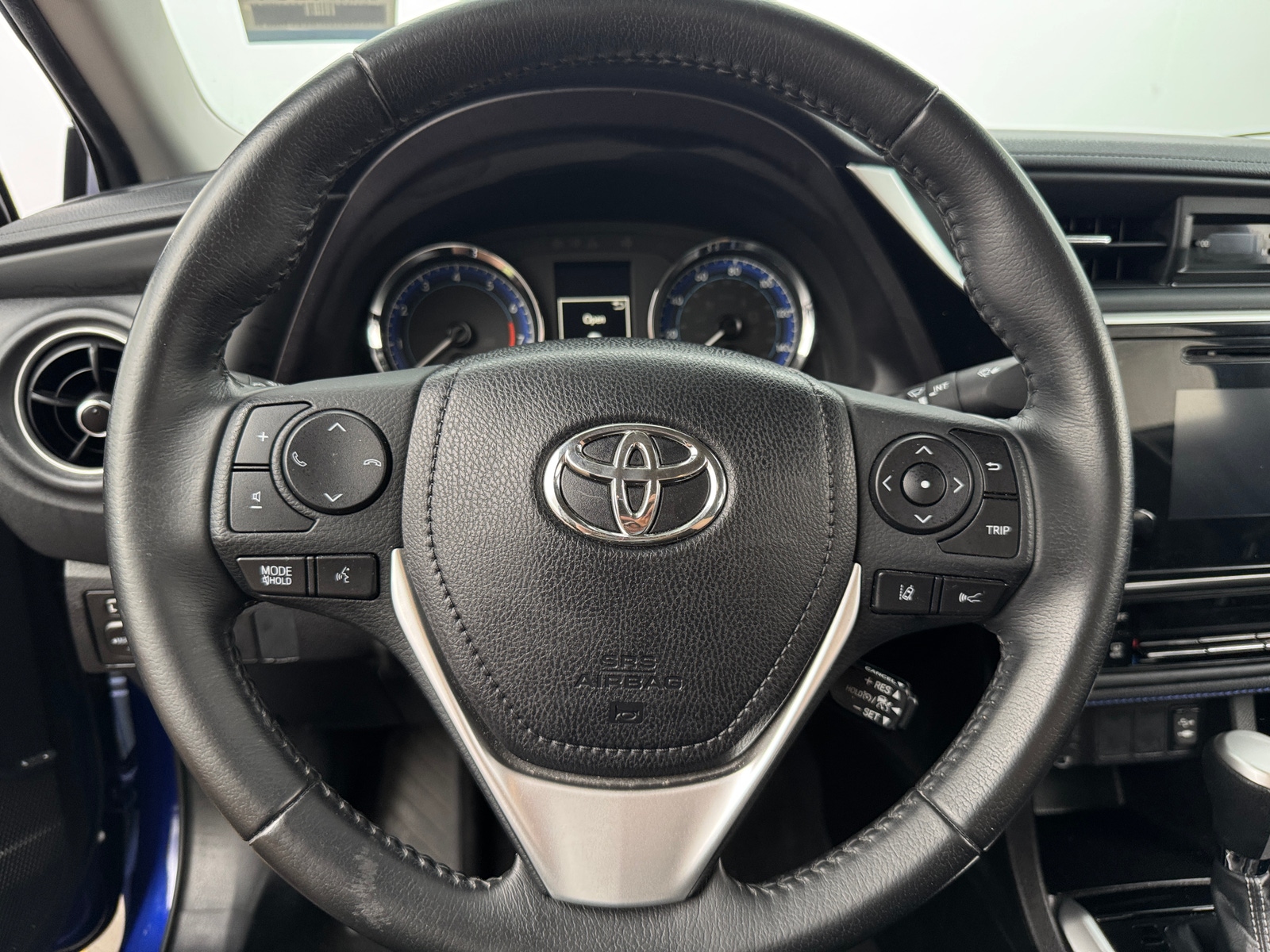Thumbnail: 2018 Toyota Corolla - 4